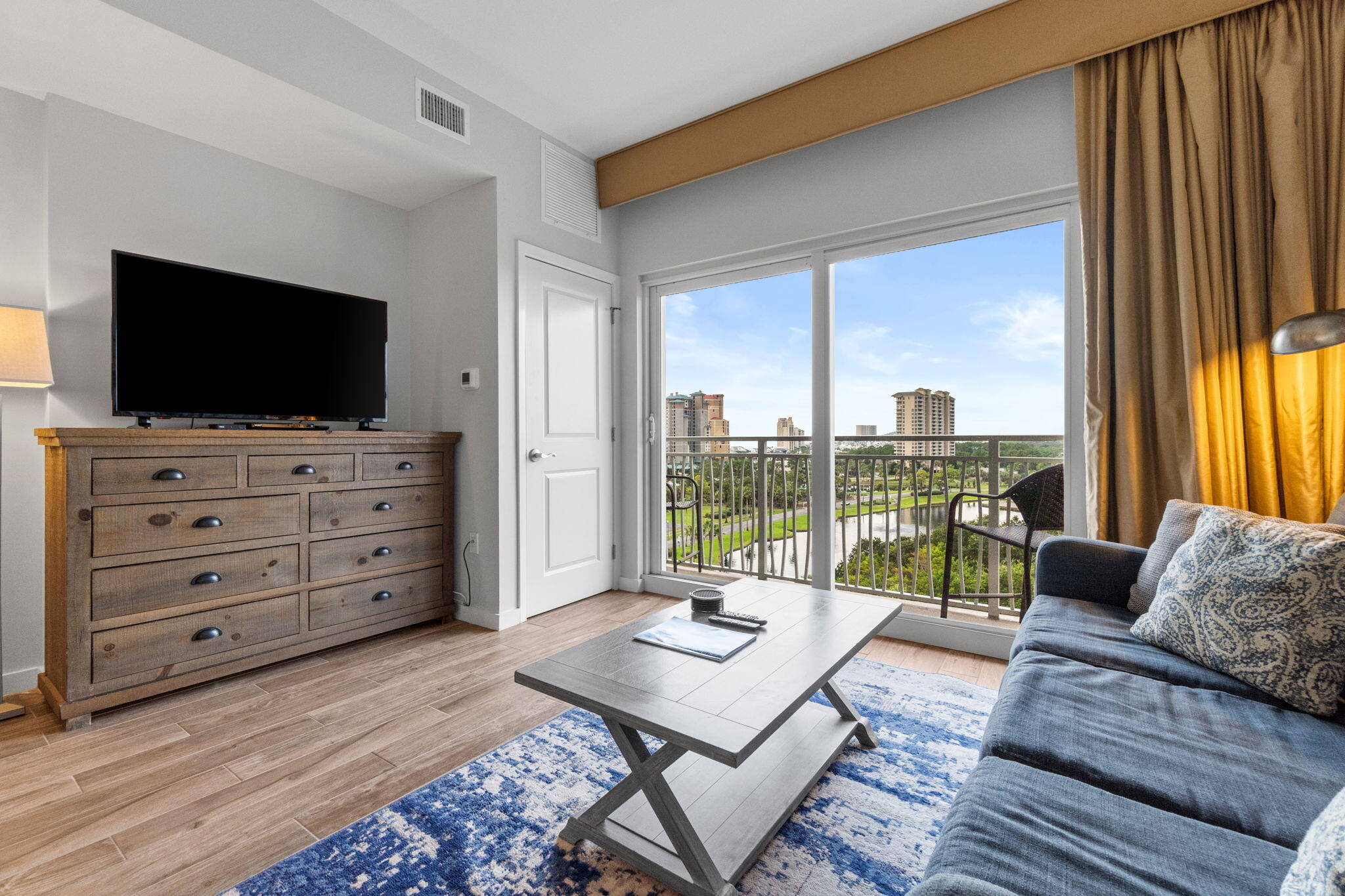 LUAU I - Residential