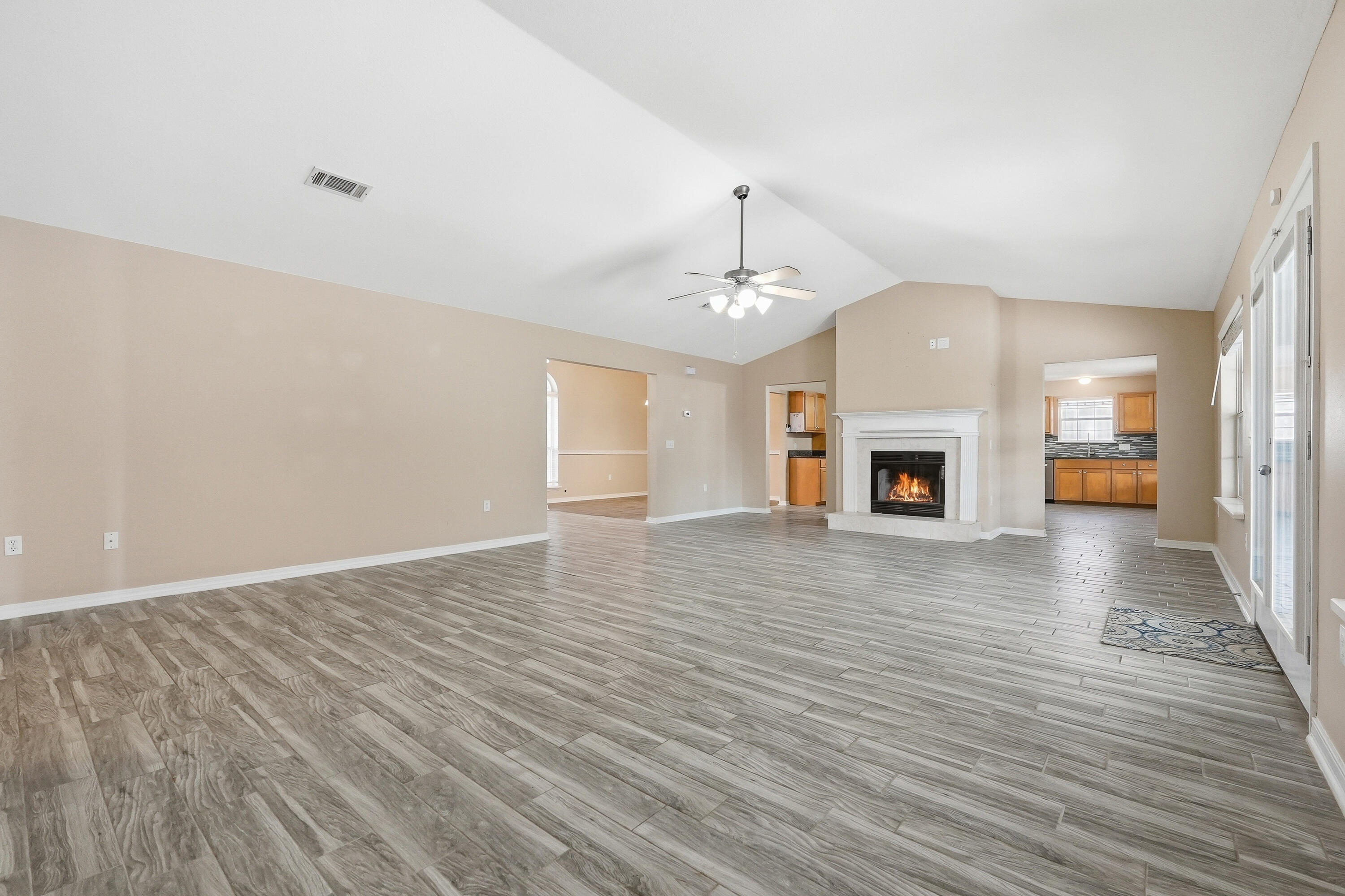 ALICIA PLACE - Residential