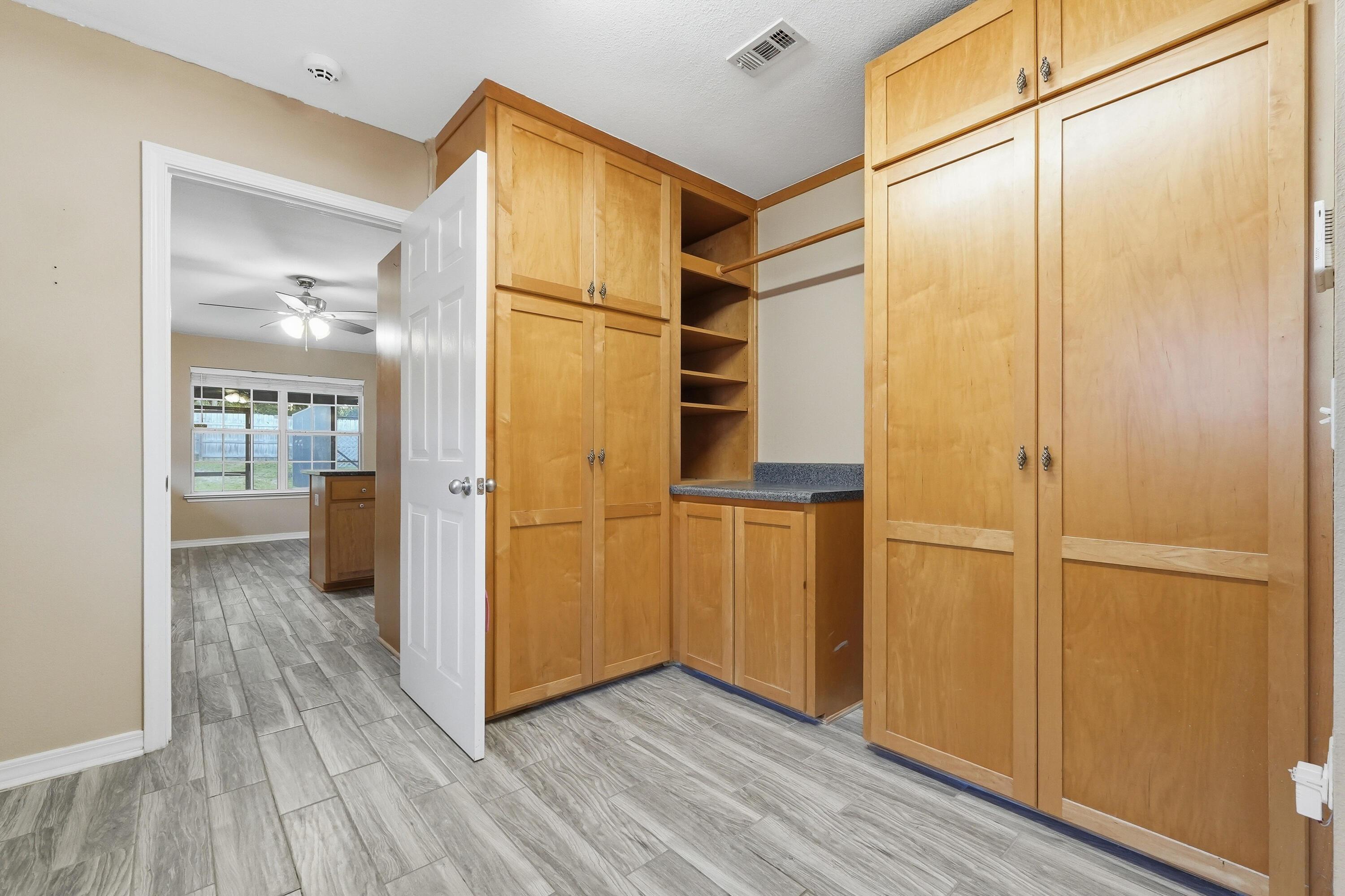 ALICIA PLACE - Residential