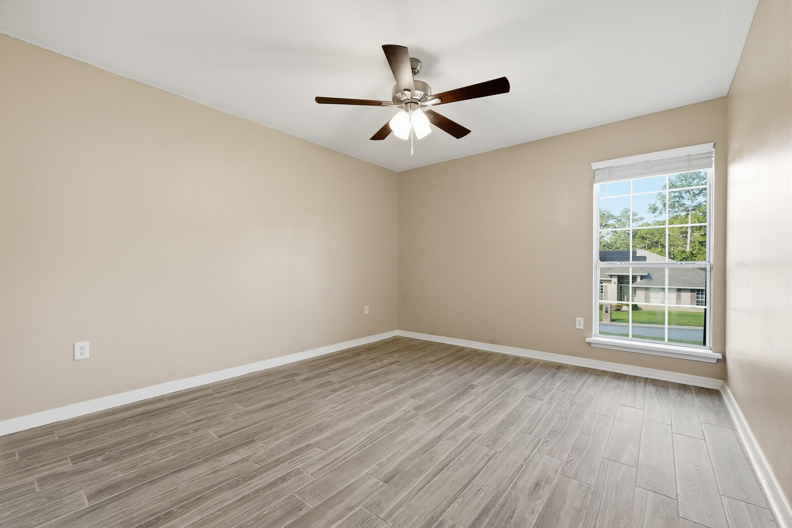 ALICIA PLACE - Residential