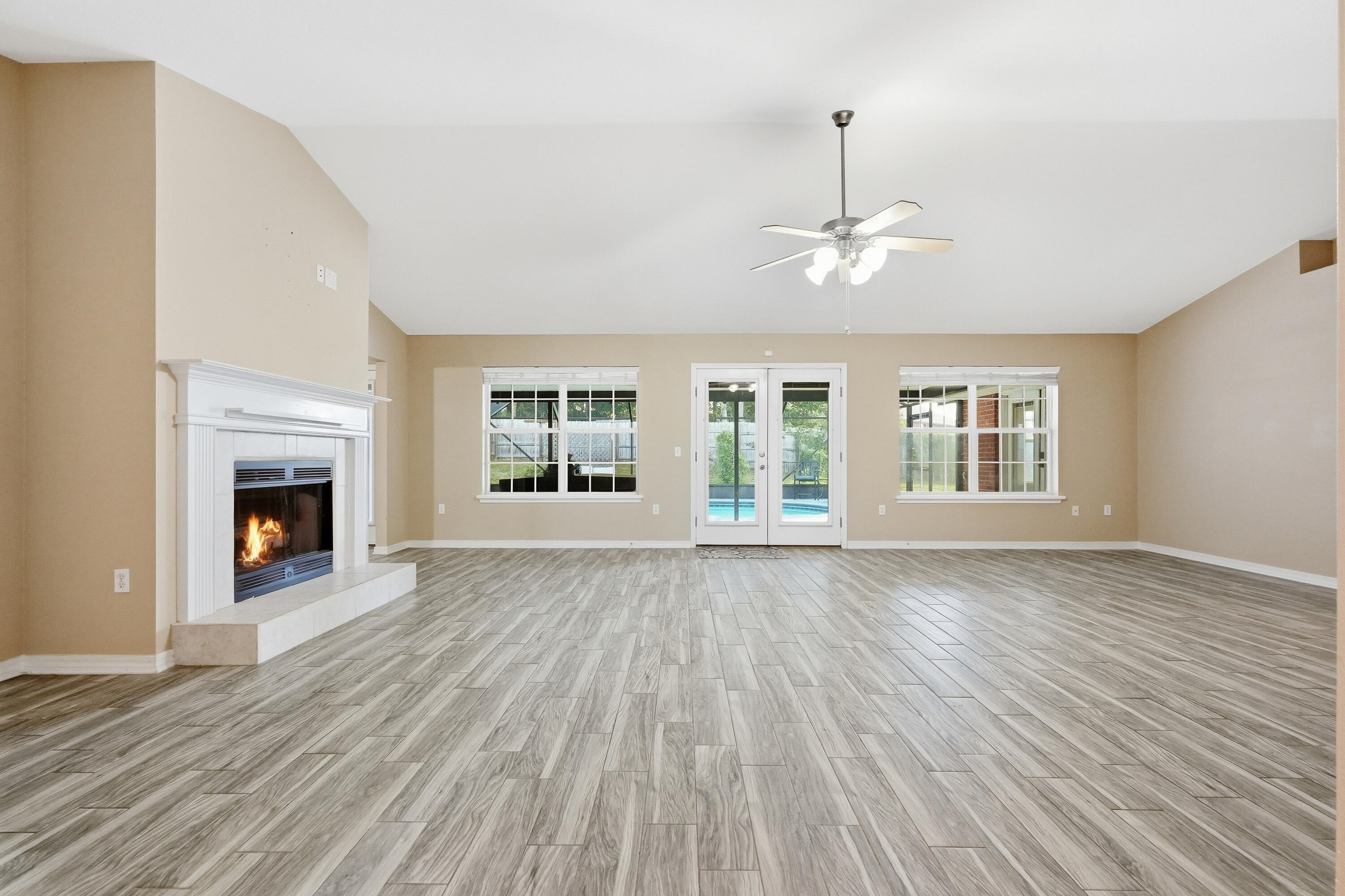ALICIA PLACE - Residential
