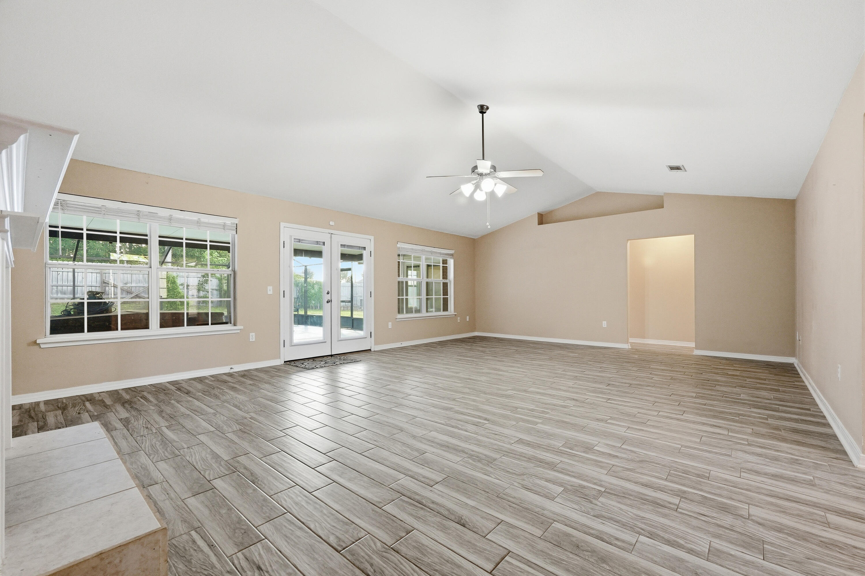 ALICIA PLACE - Residential
