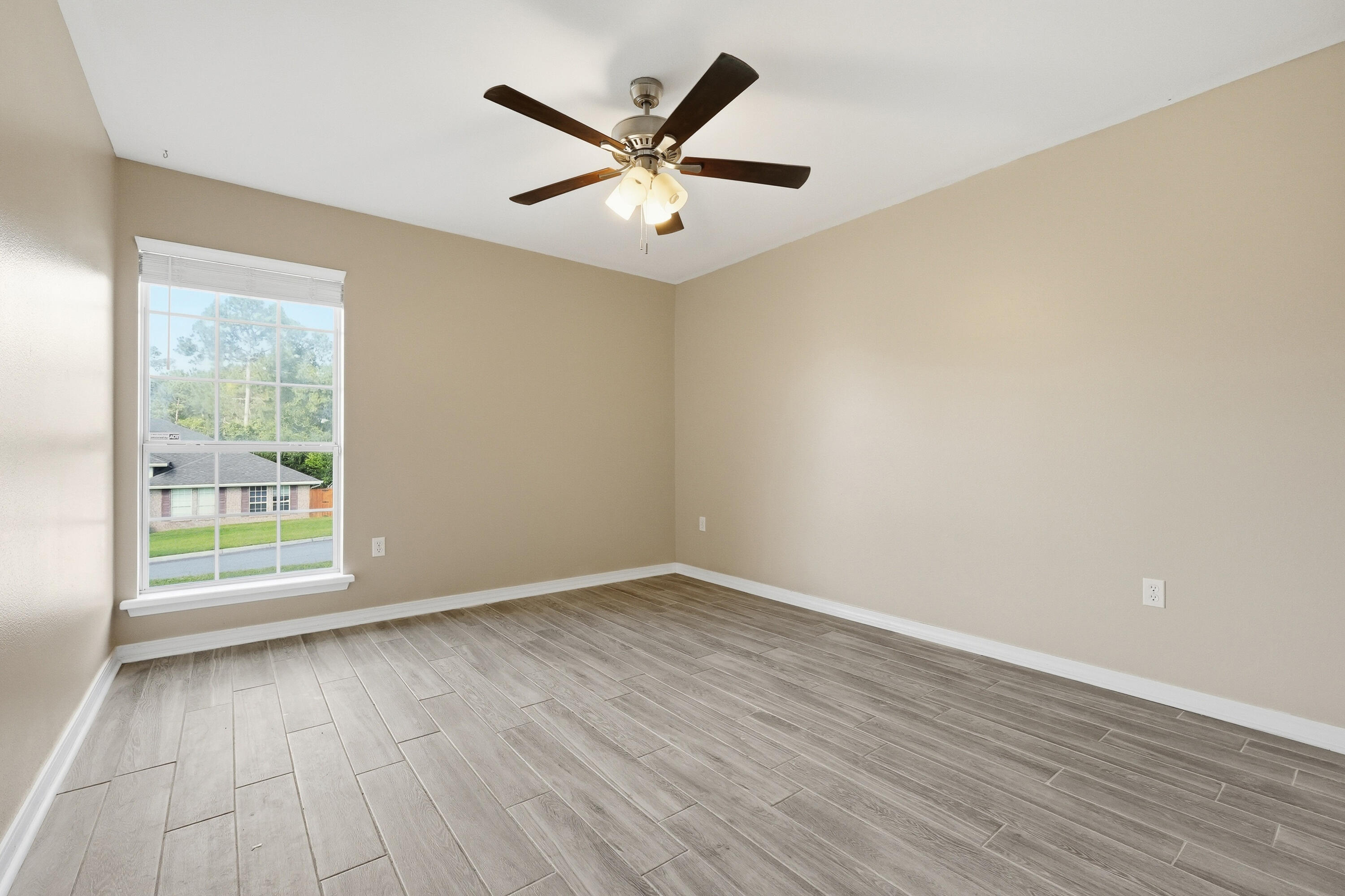 ALICIA PLACE - Residential