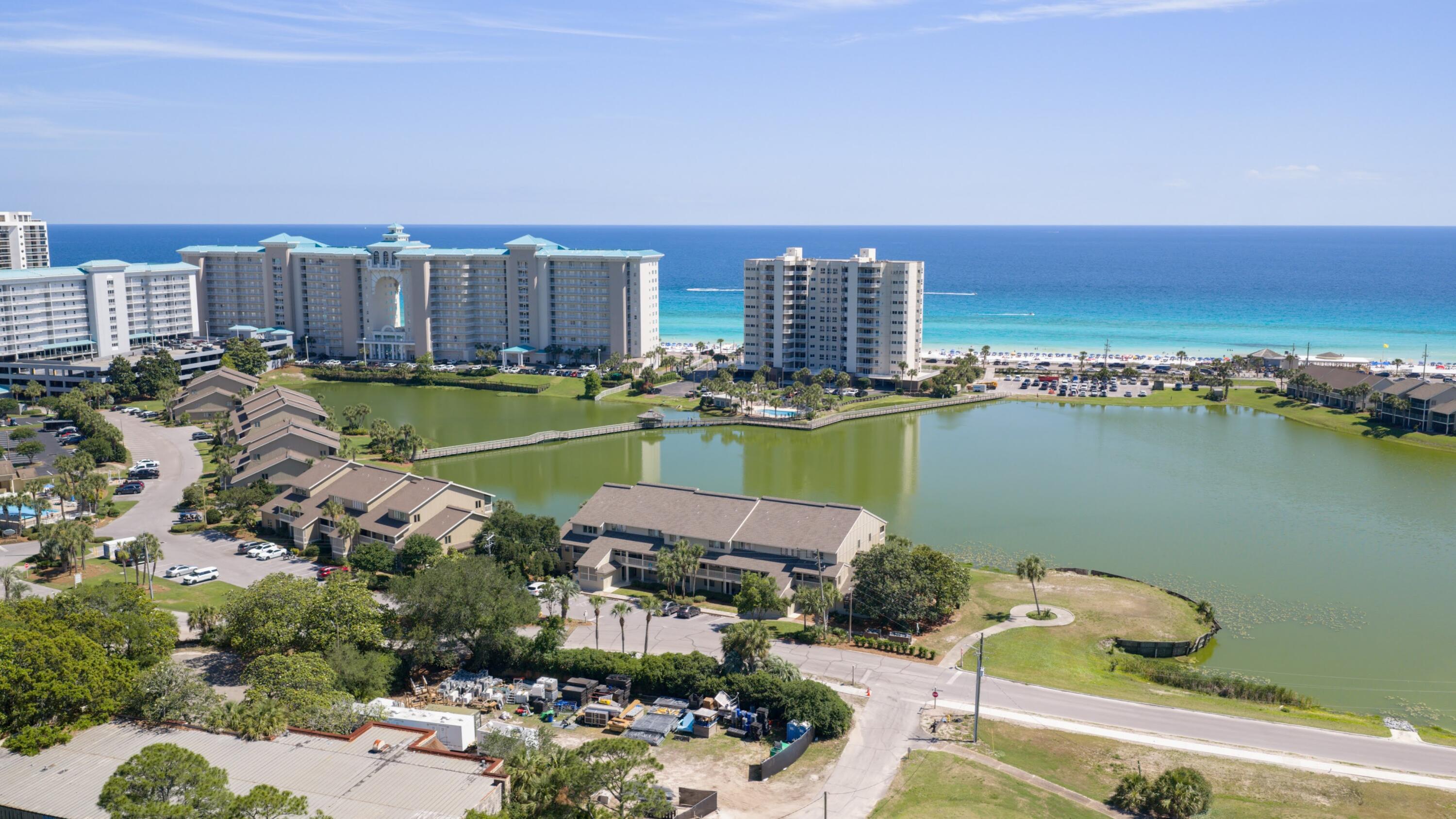 SEASCAPE CONDO PH 7C - Residential