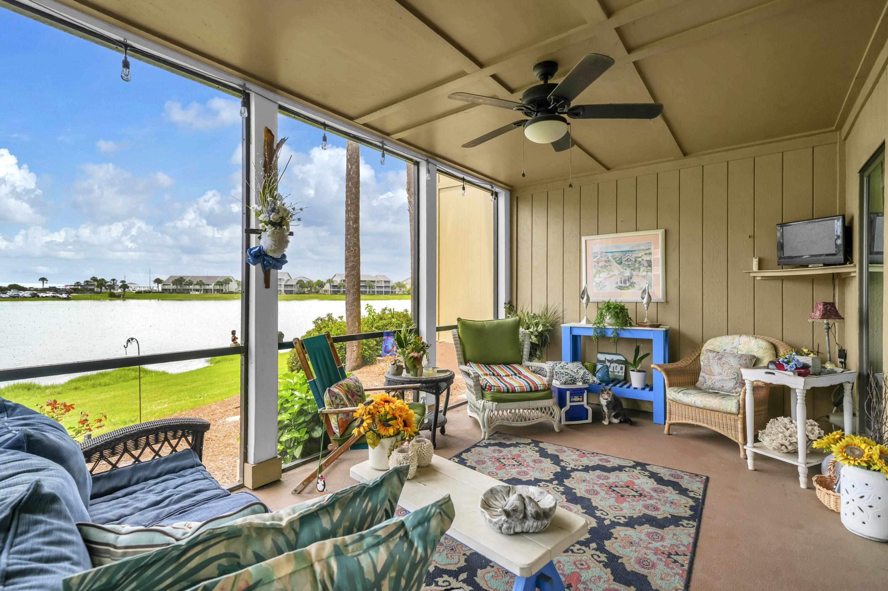 SEASCAPE CONDO PH 7C - Residential