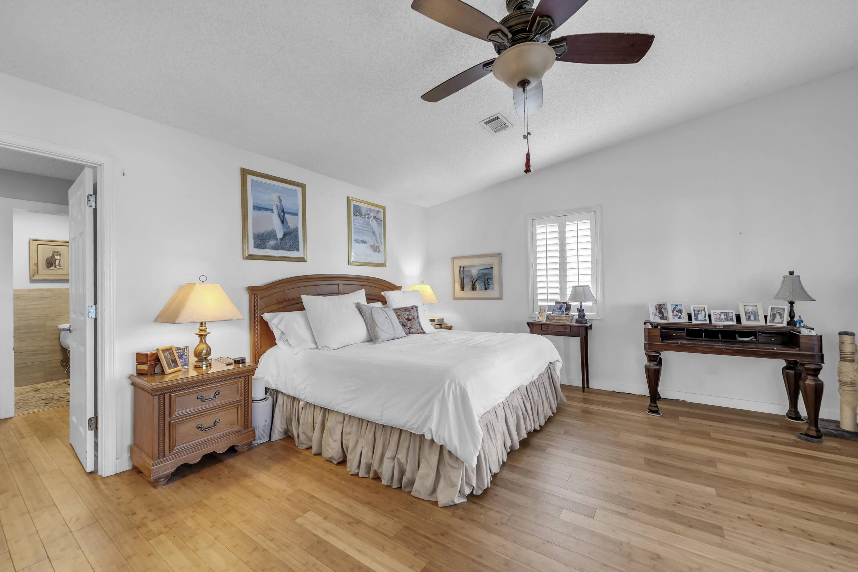 SEASCAPE CONDO PH 7C - Residential