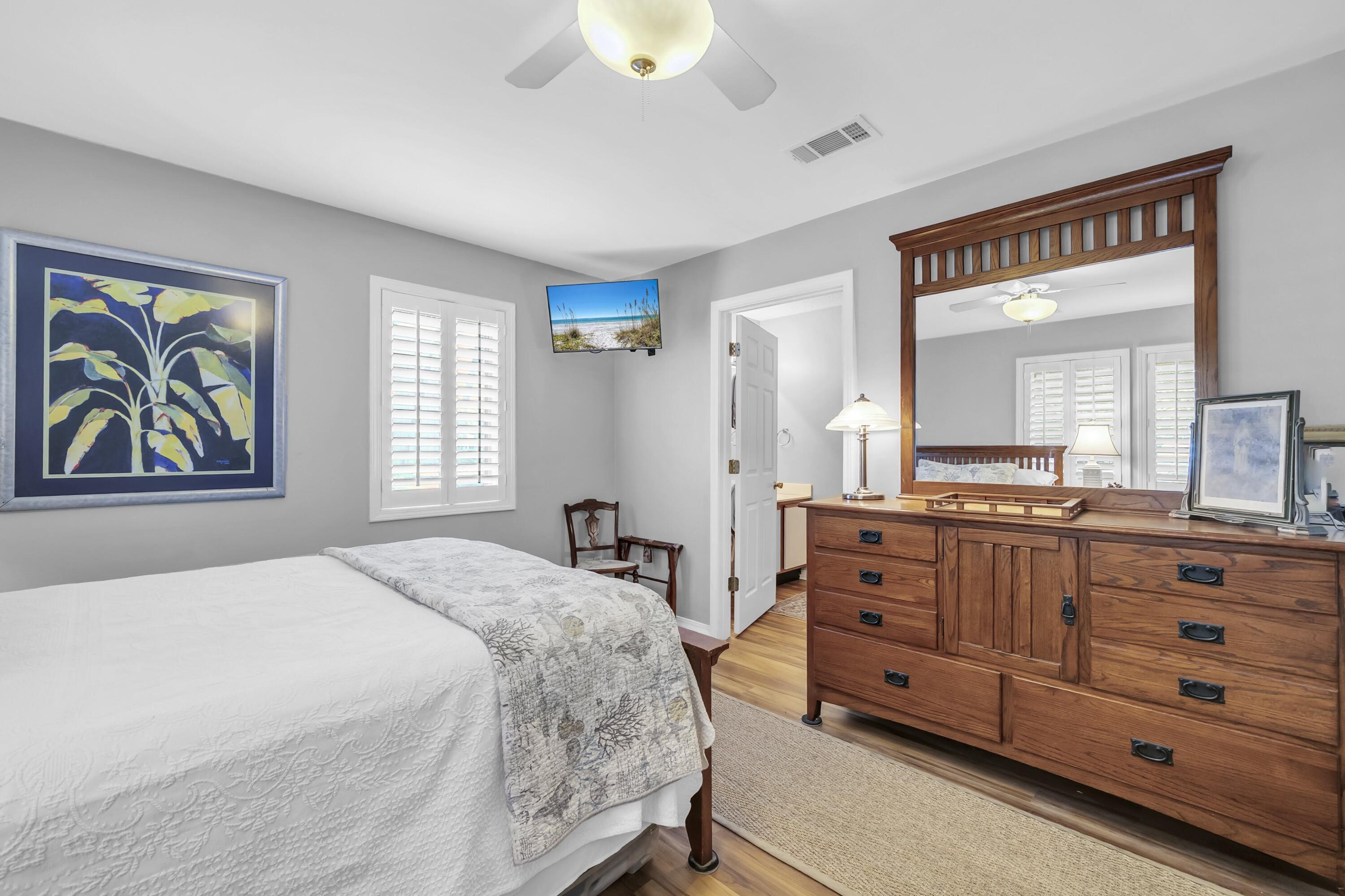 SEASCAPE CONDO PH 7C - Residential