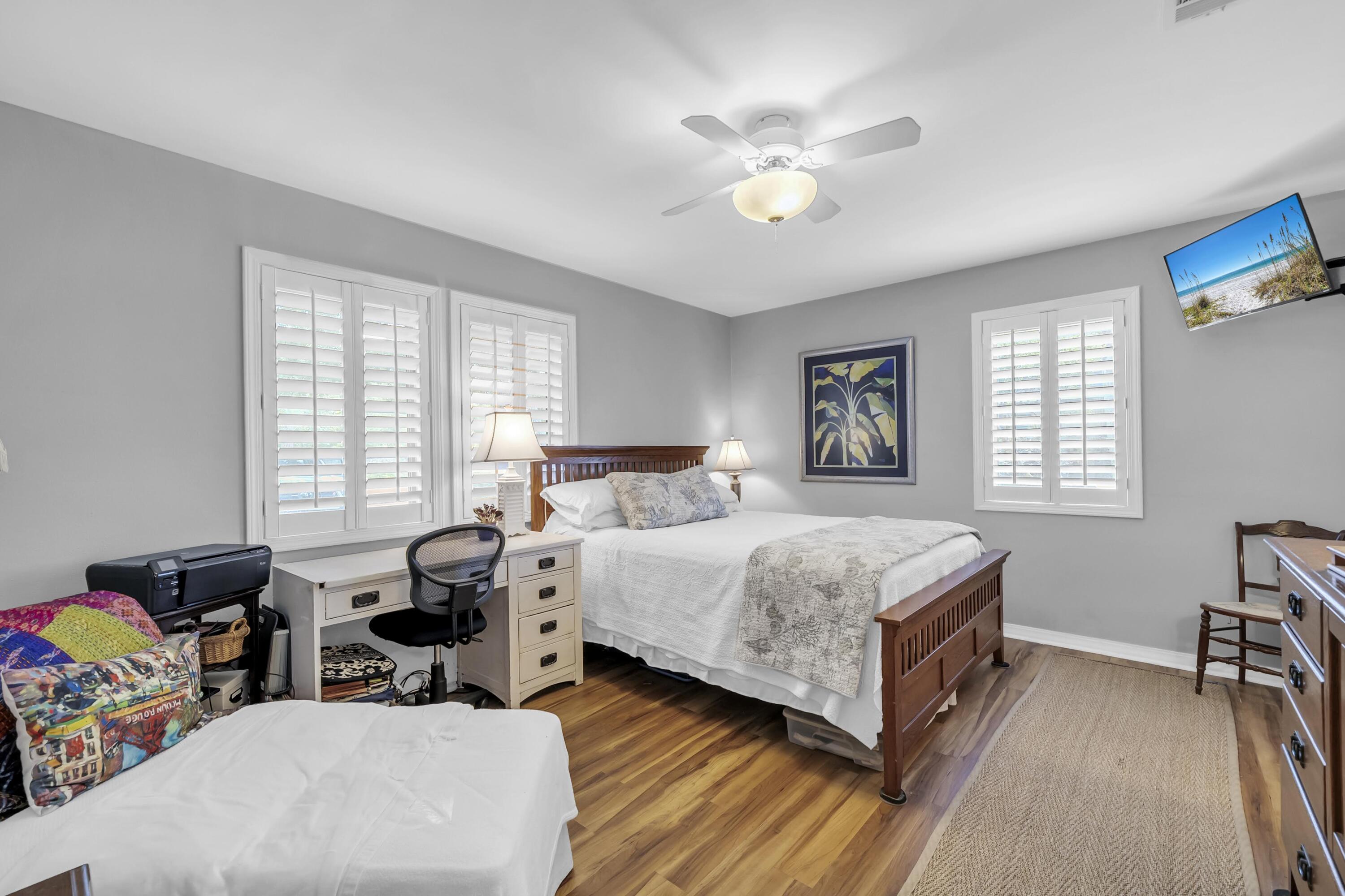 SEASCAPE CONDO PH 7C - Residential