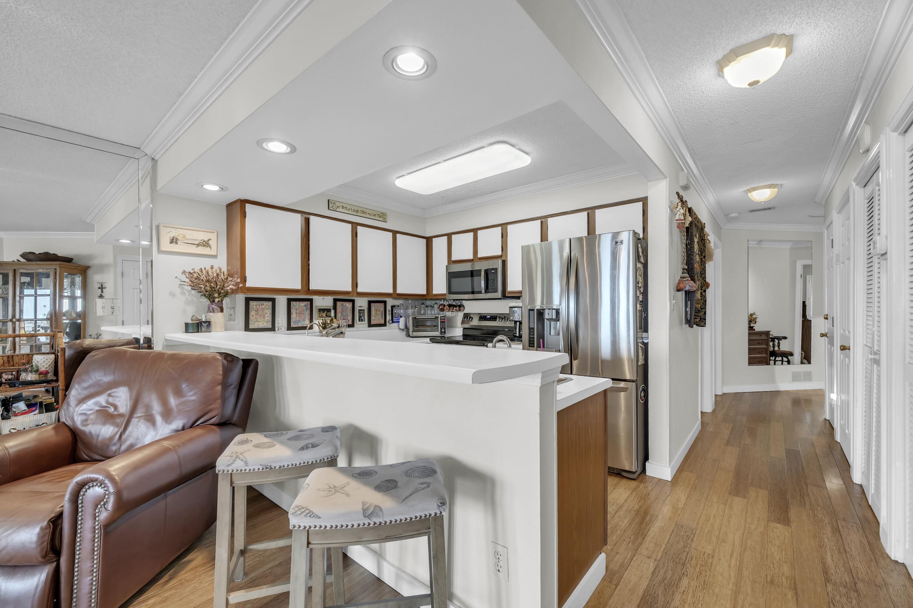SEASCAPE CONDO PH 7C - Residential