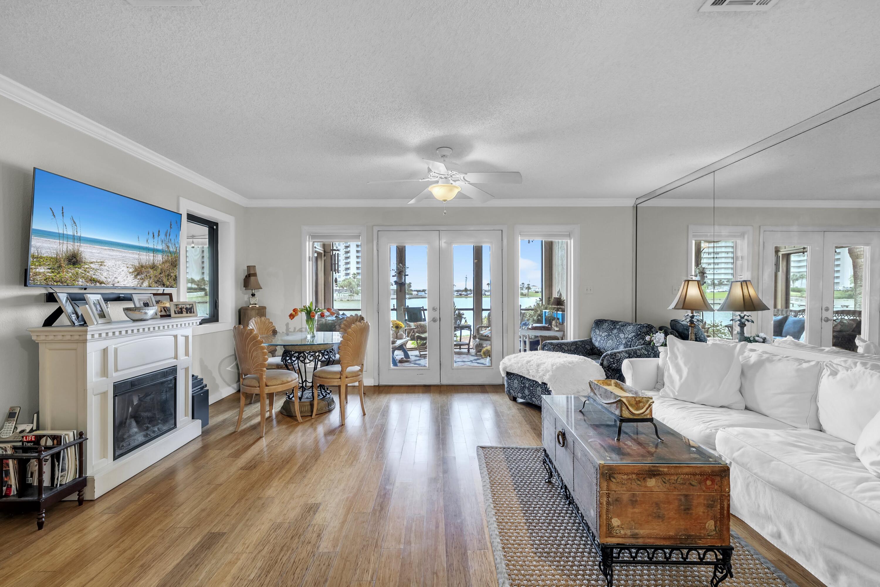 SEASCAPE CONDO PH 7C - Residential