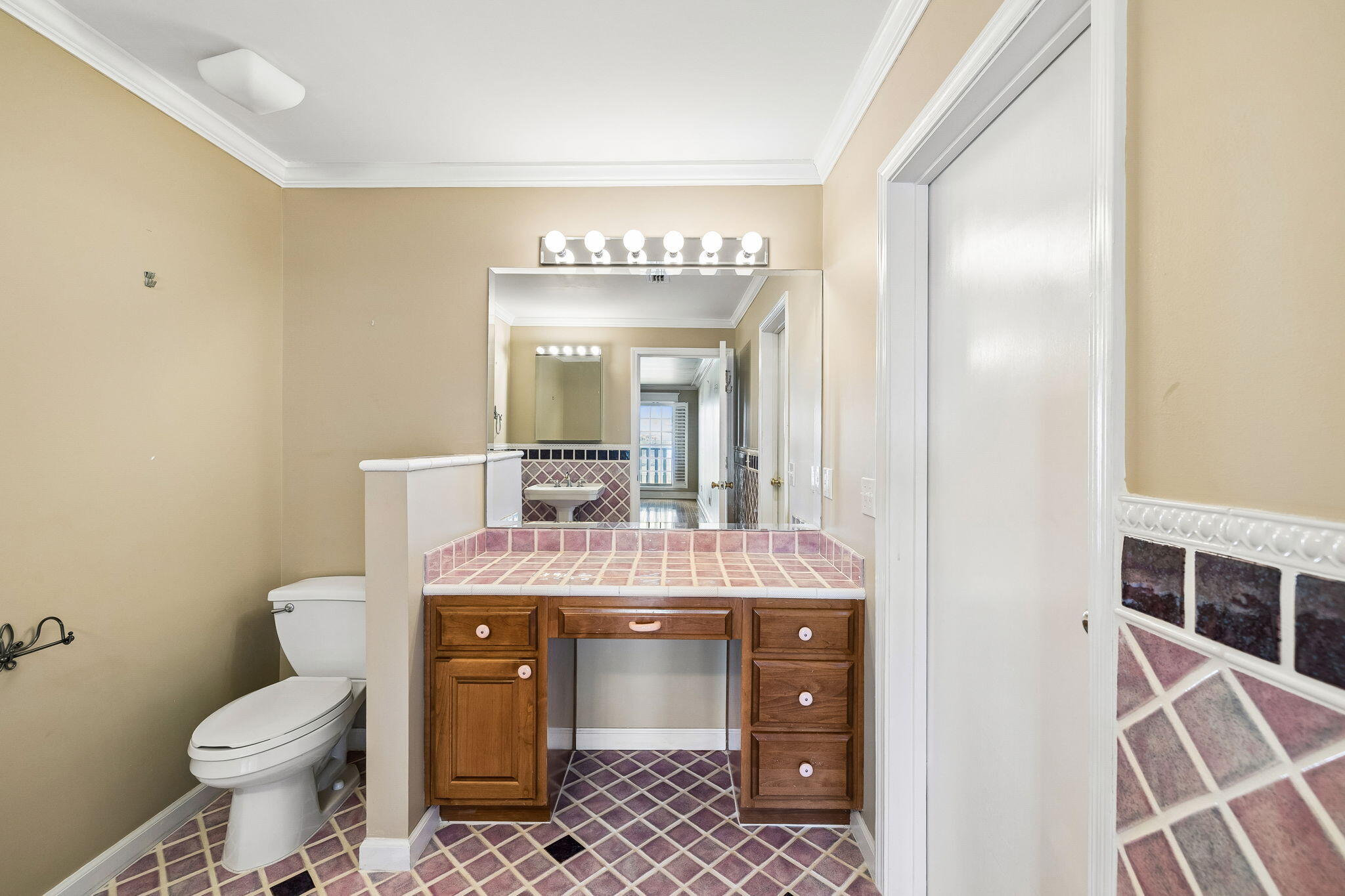 PARADISE POINT - Residential