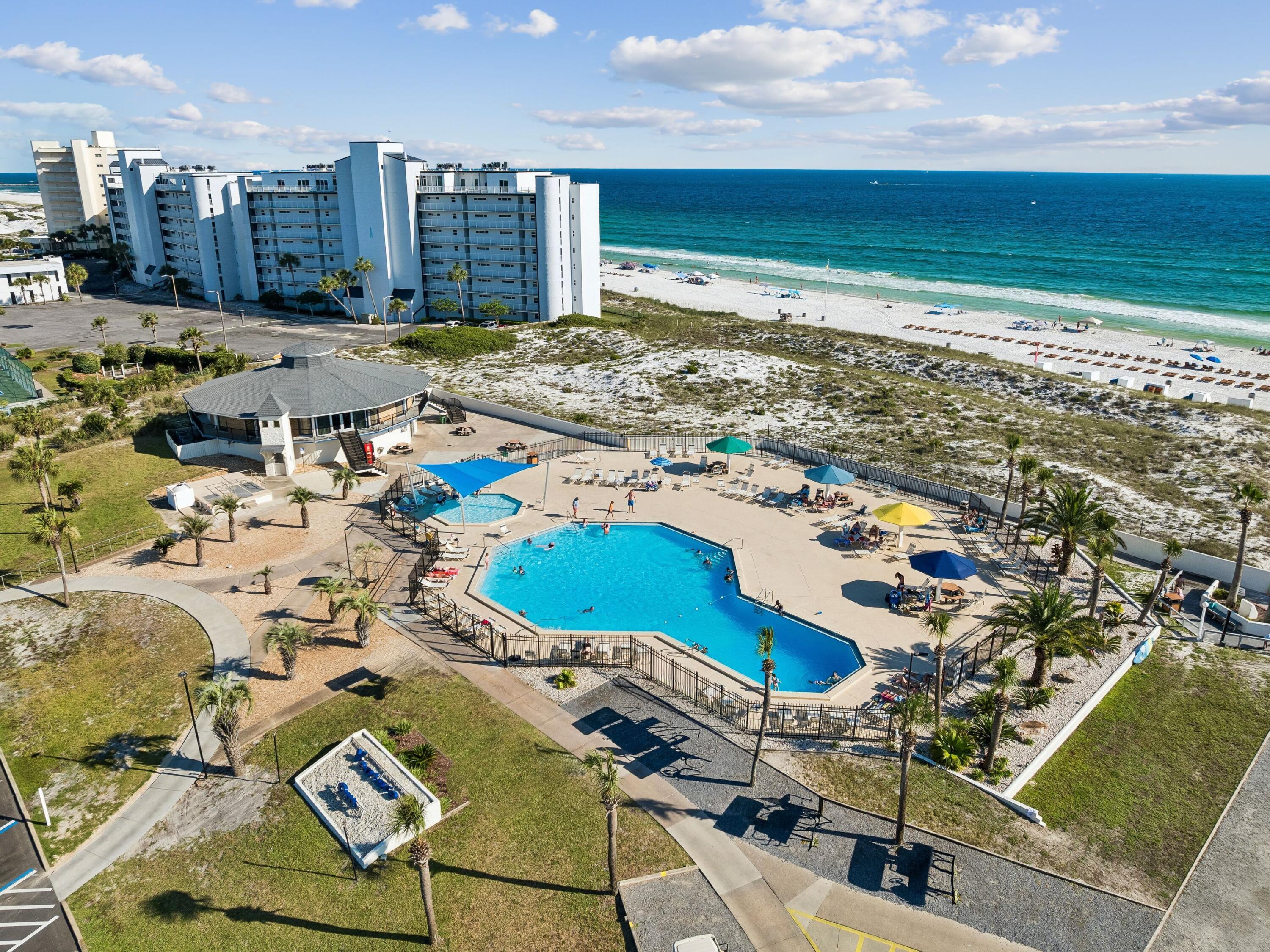 VENTURE OUT TRAVEL TRAIL RESORTS - Residential