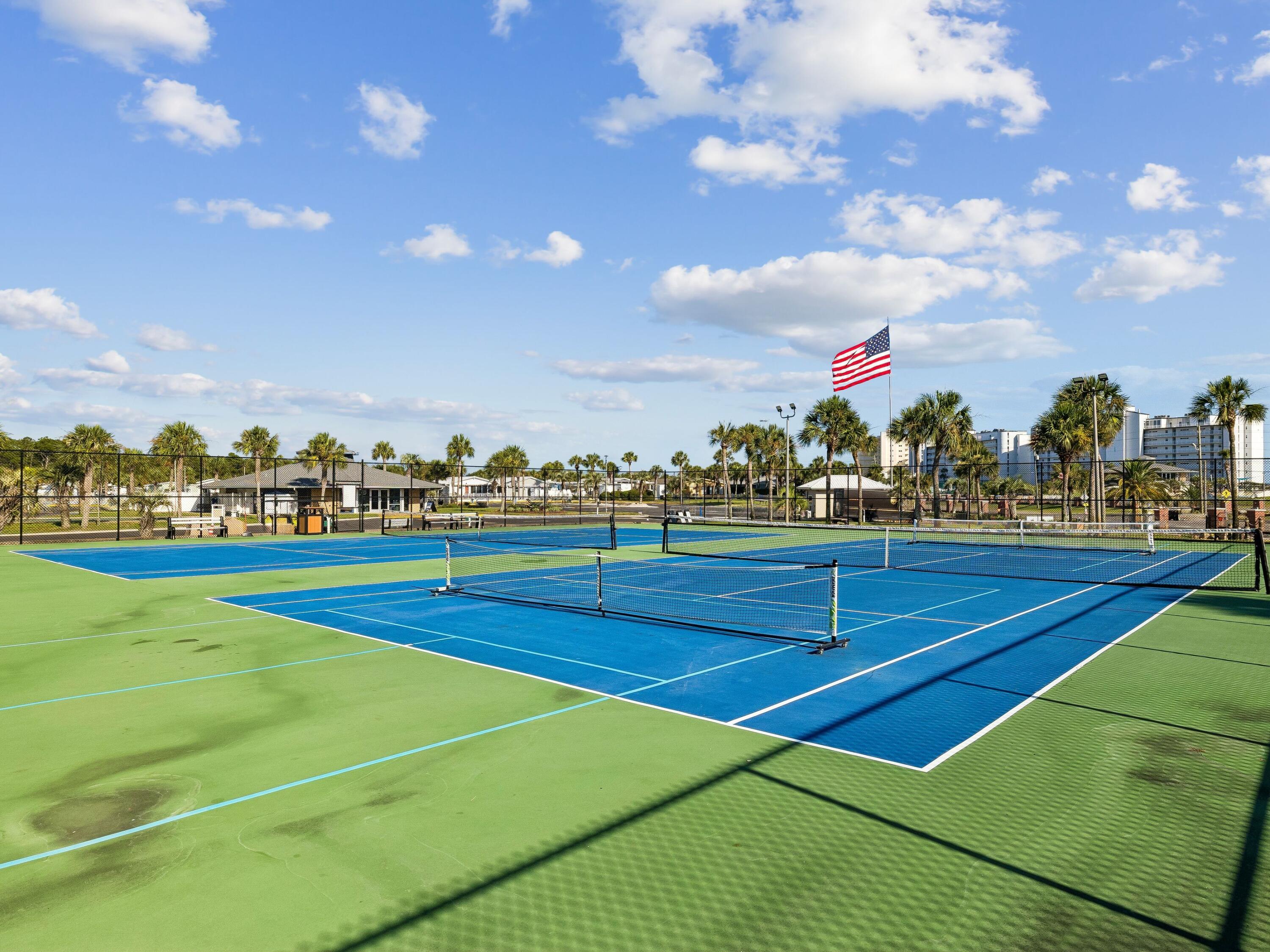 VENTURE OUT TRAVEL TRAIL RESORTS - Residential