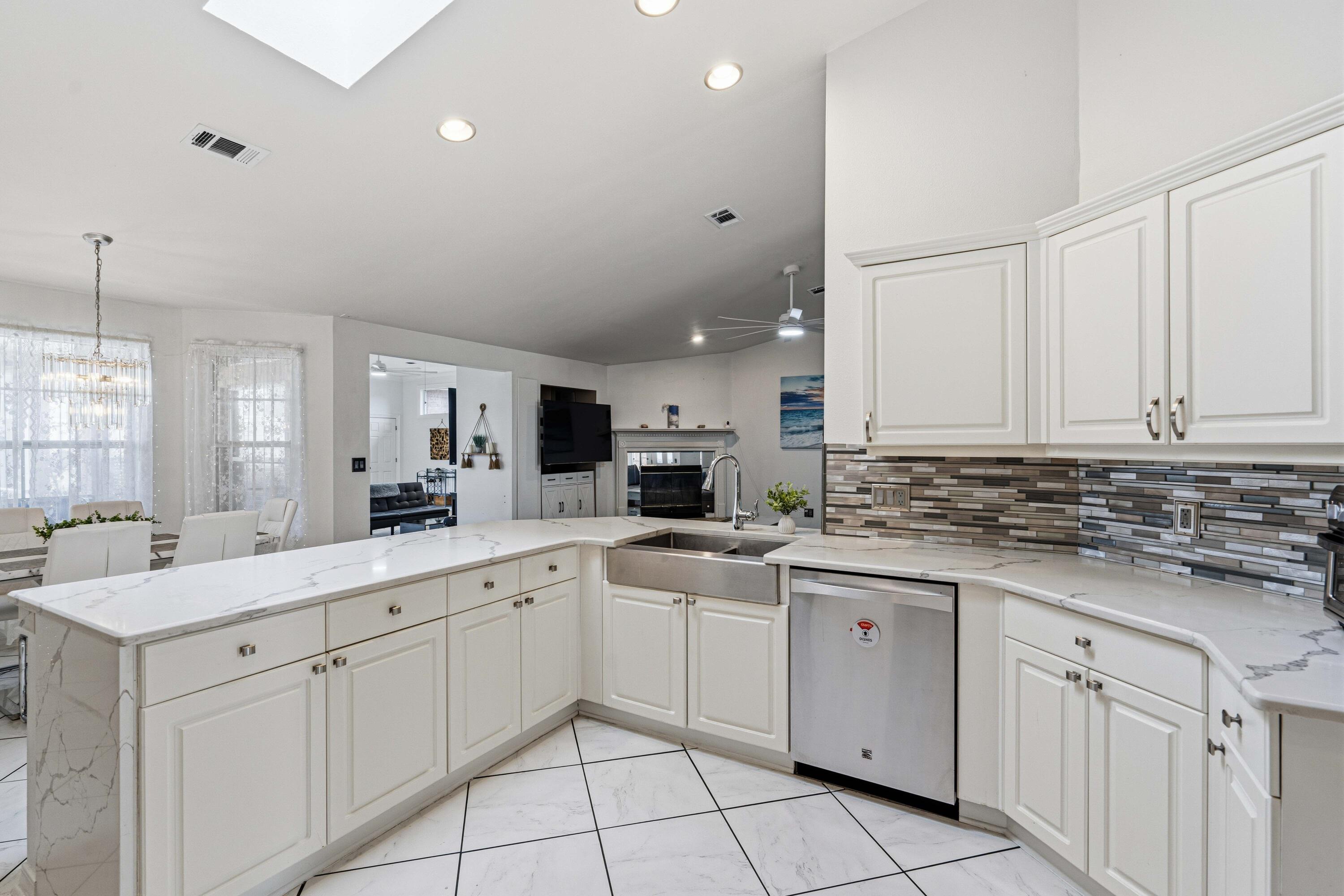 SANDY BEACH ESTATES - Residential