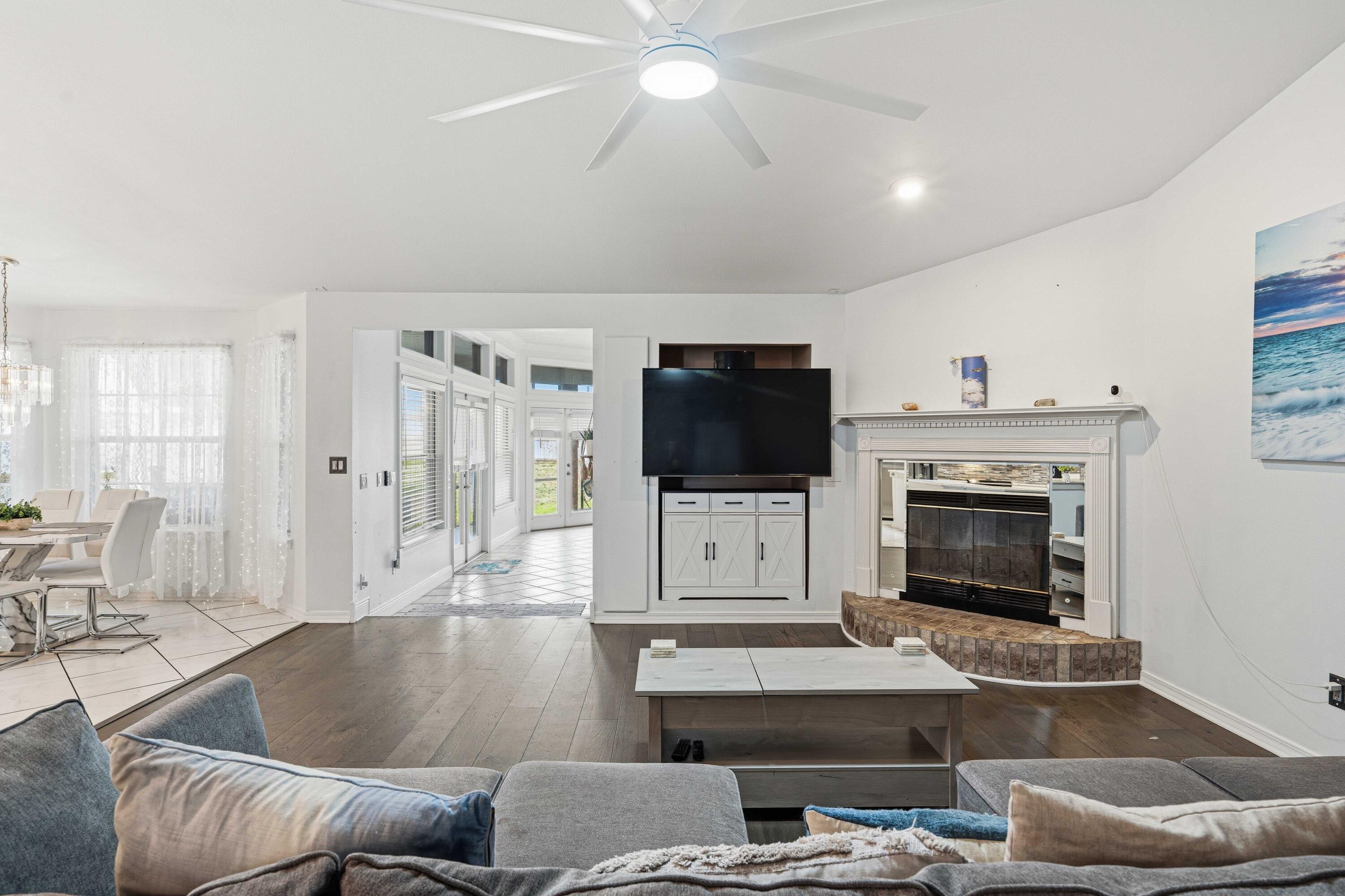 SANDY BEACH ESTATES - Residential