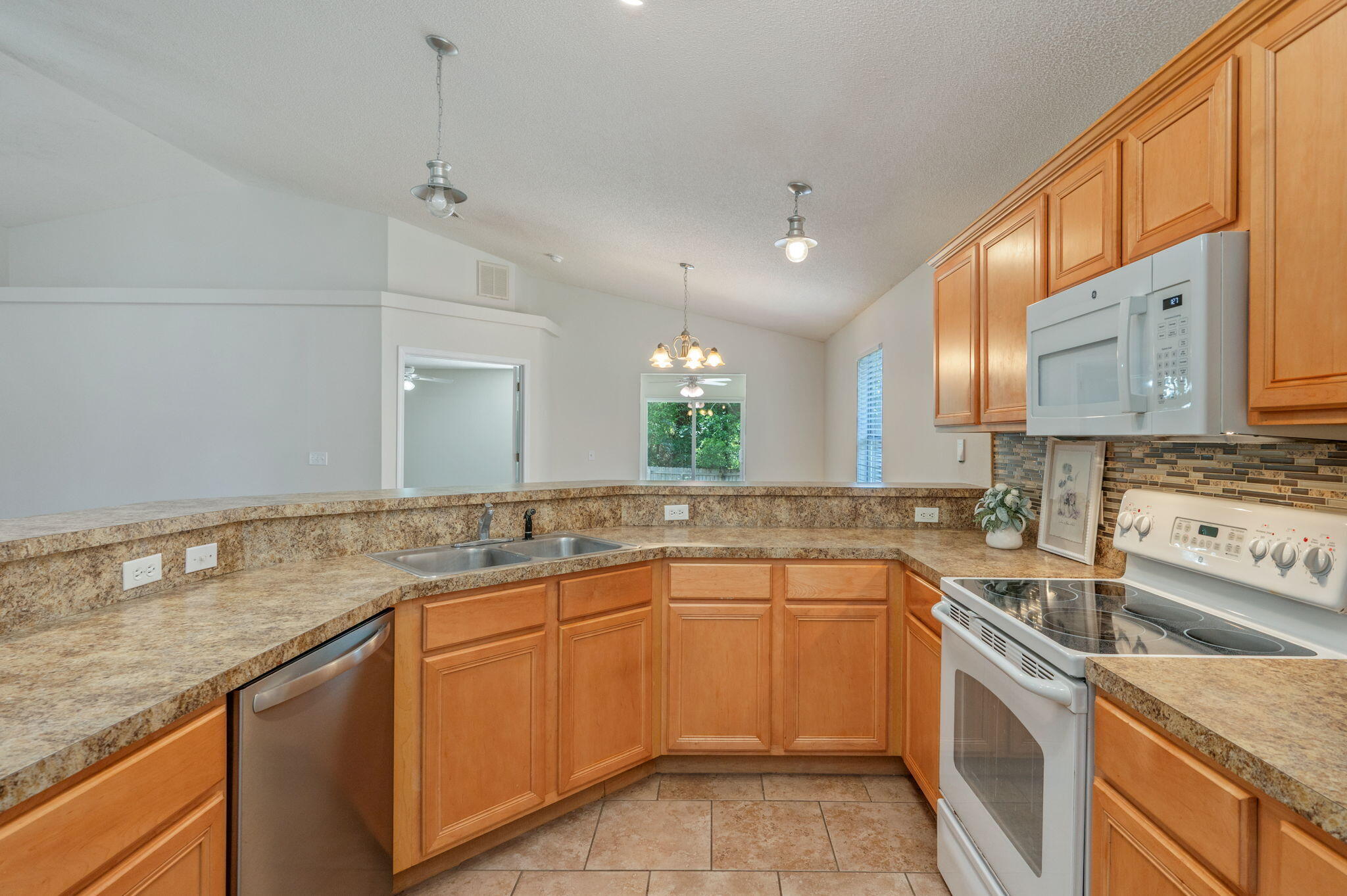 PROMISE CREEK - Residential