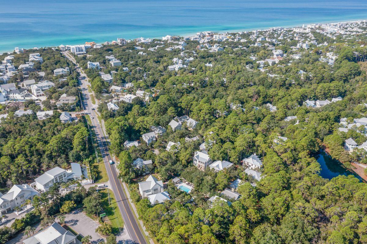 THE HAMMOCKS OF SEAGROVE - Residential