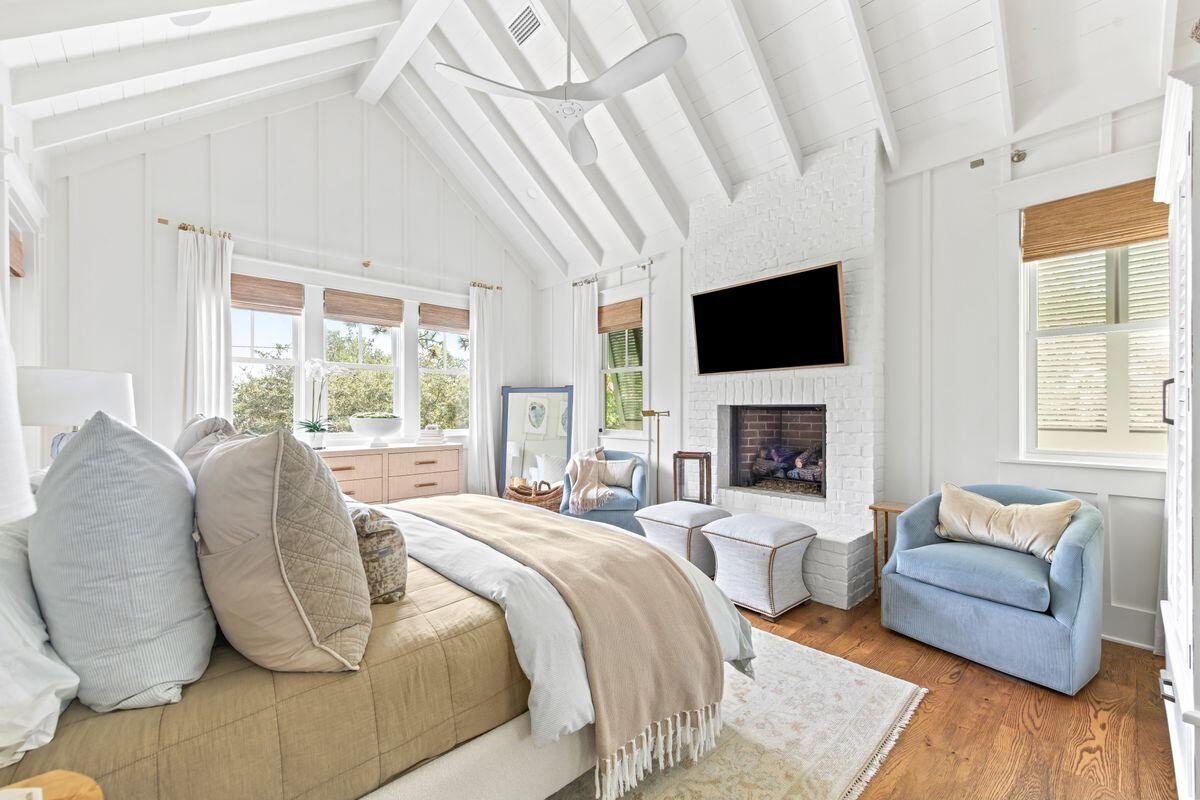 THE HAMMOCKS OF SEAGROVE - Residential