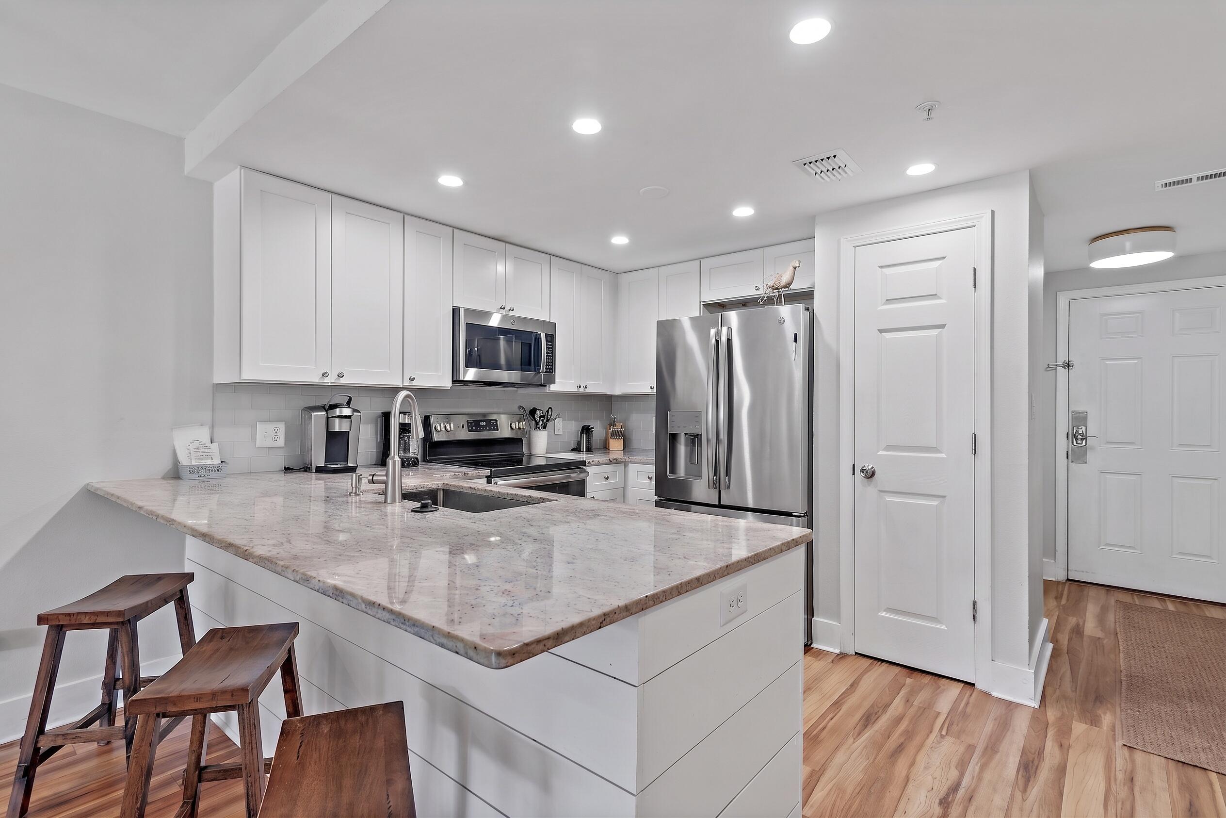CIBONEY CONDO - Residential