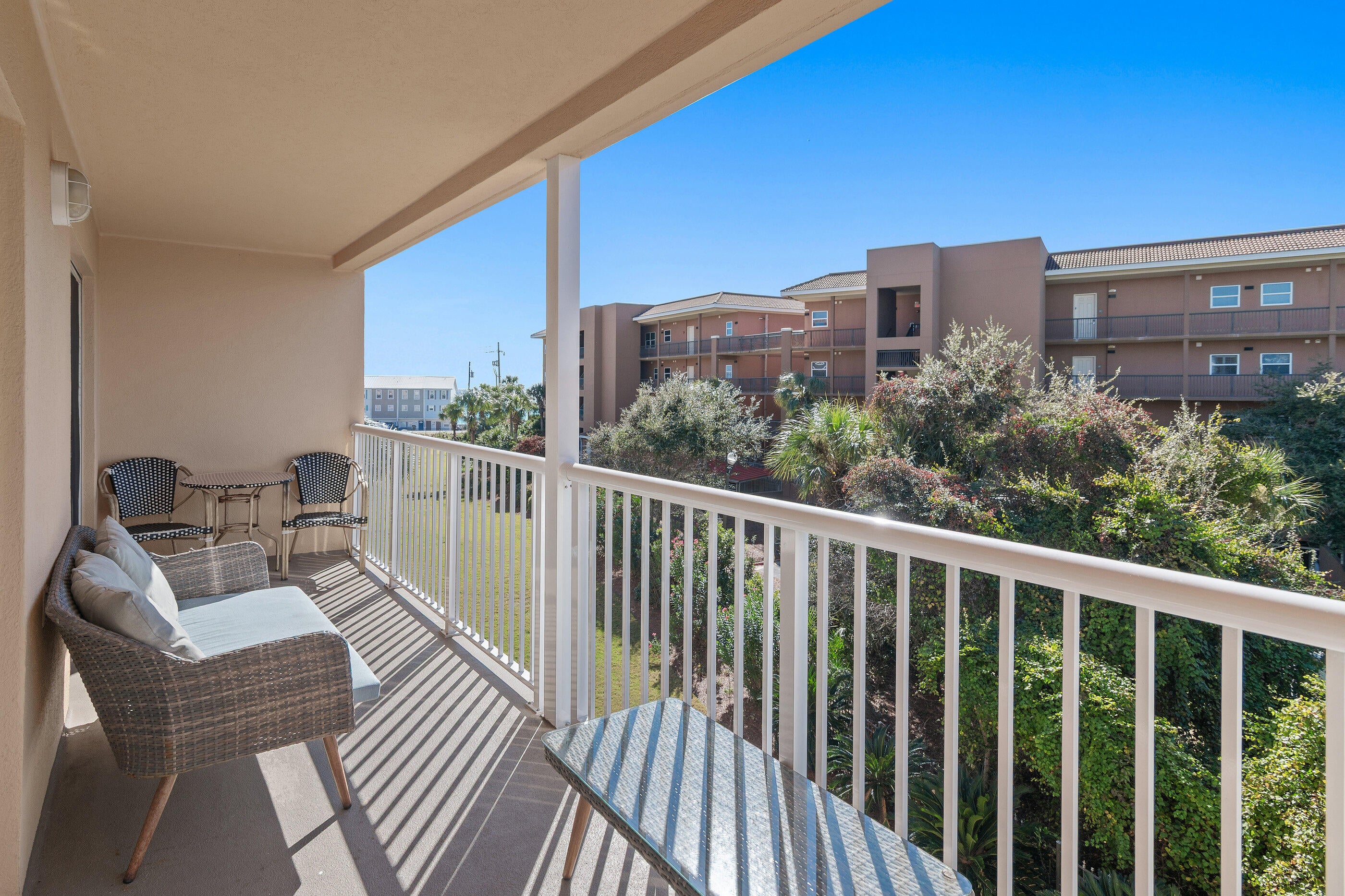 CIBONEY CONDO - Residential