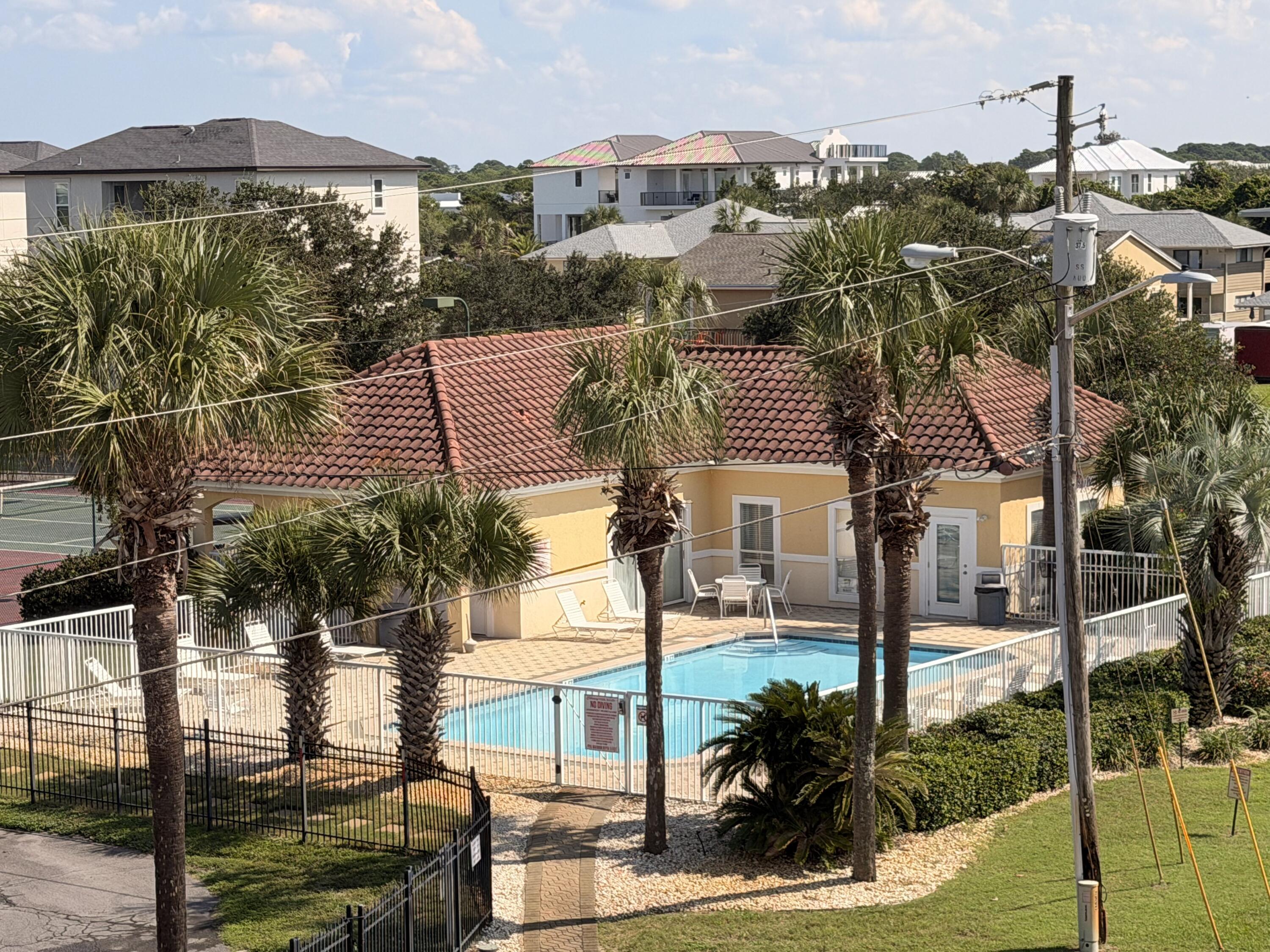 CIBONEY CONDO - Residential