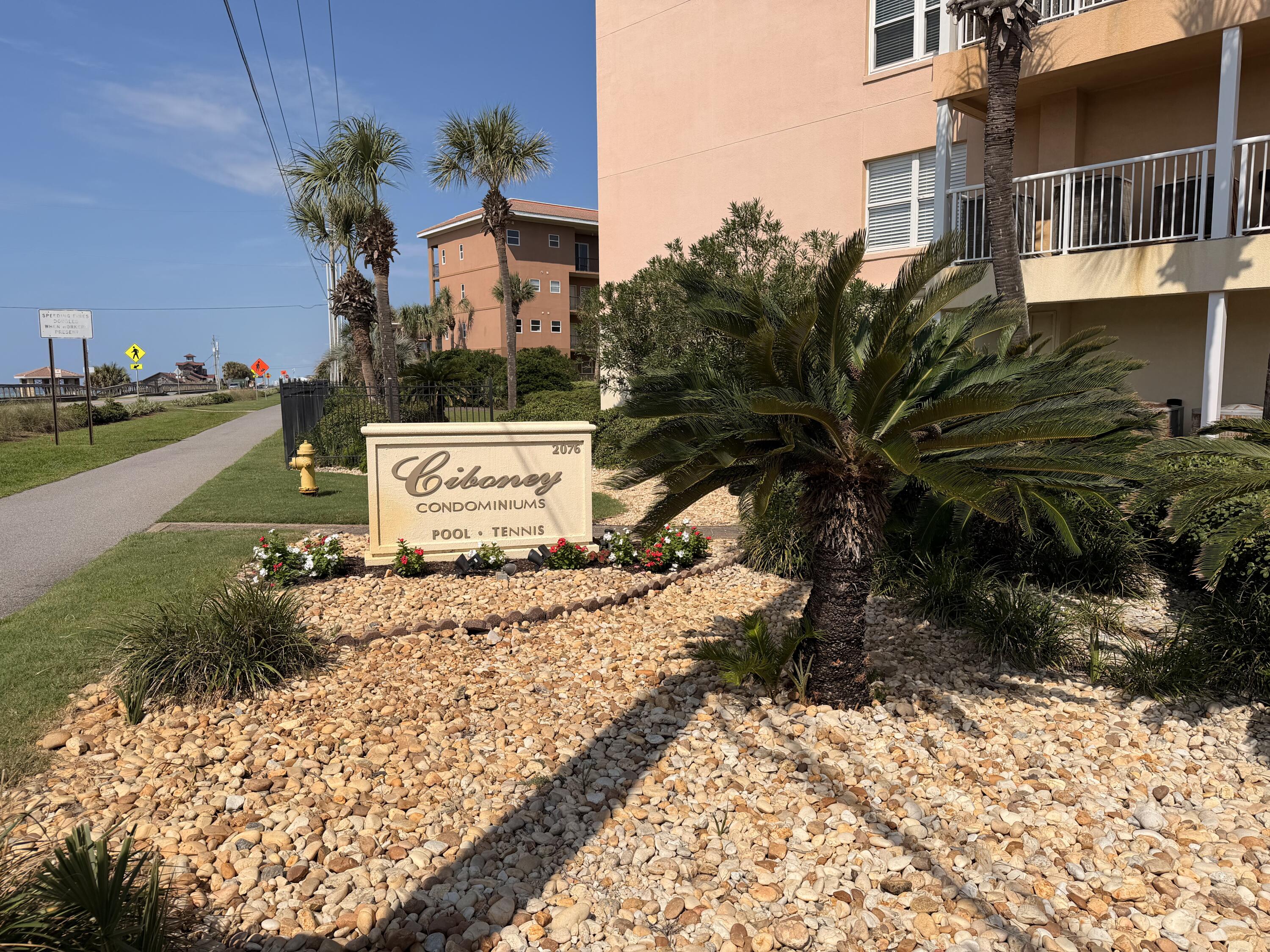 CIBONEY CONDO - Residential