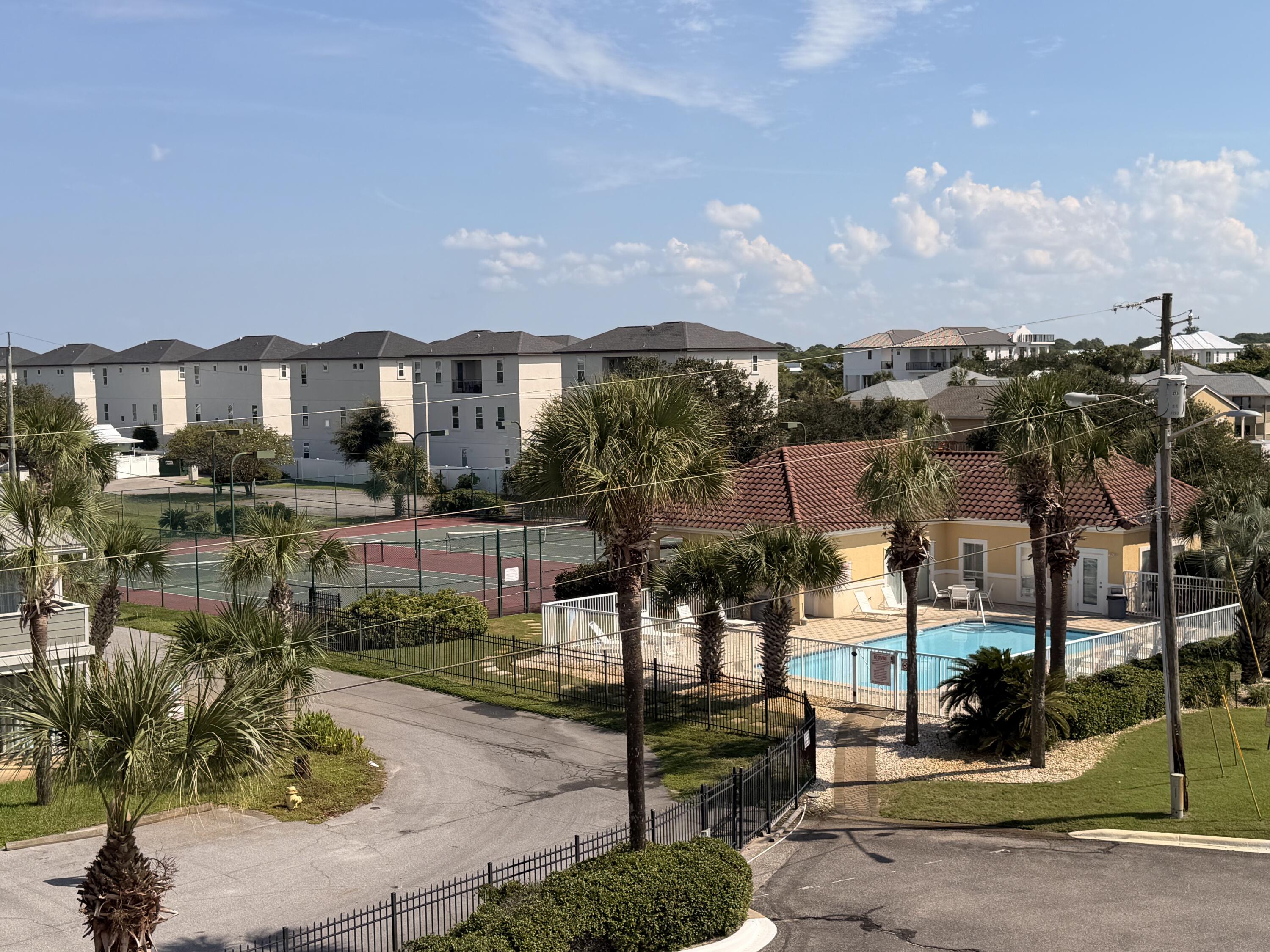 CIBONEY CONDO - Residential