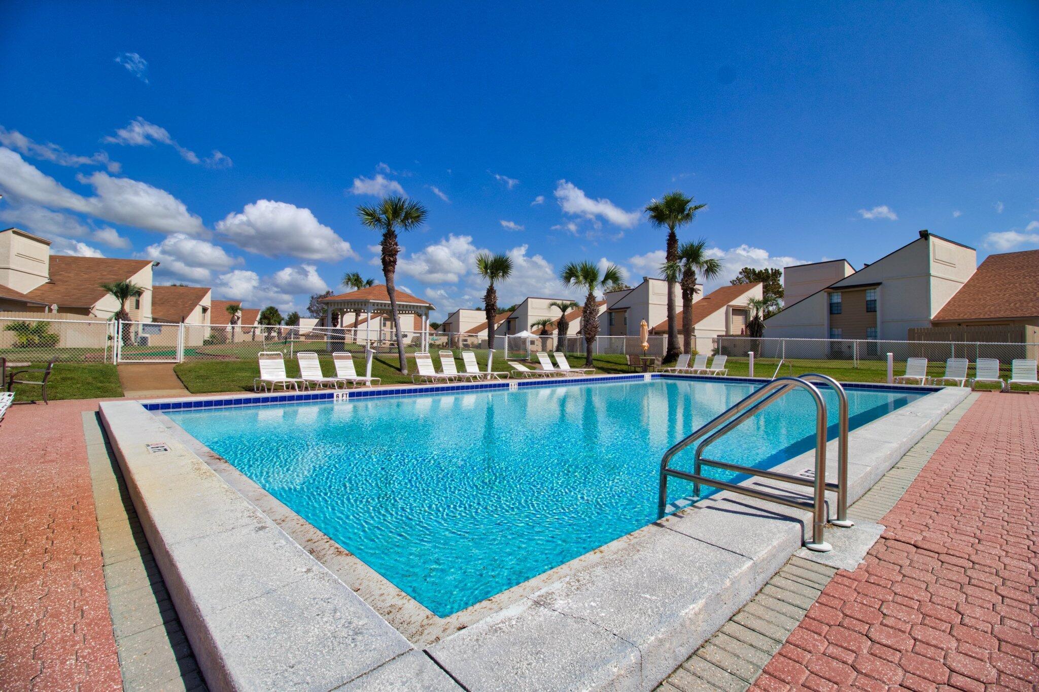 HORIZON SOUTH 1 CONDO - Residential
