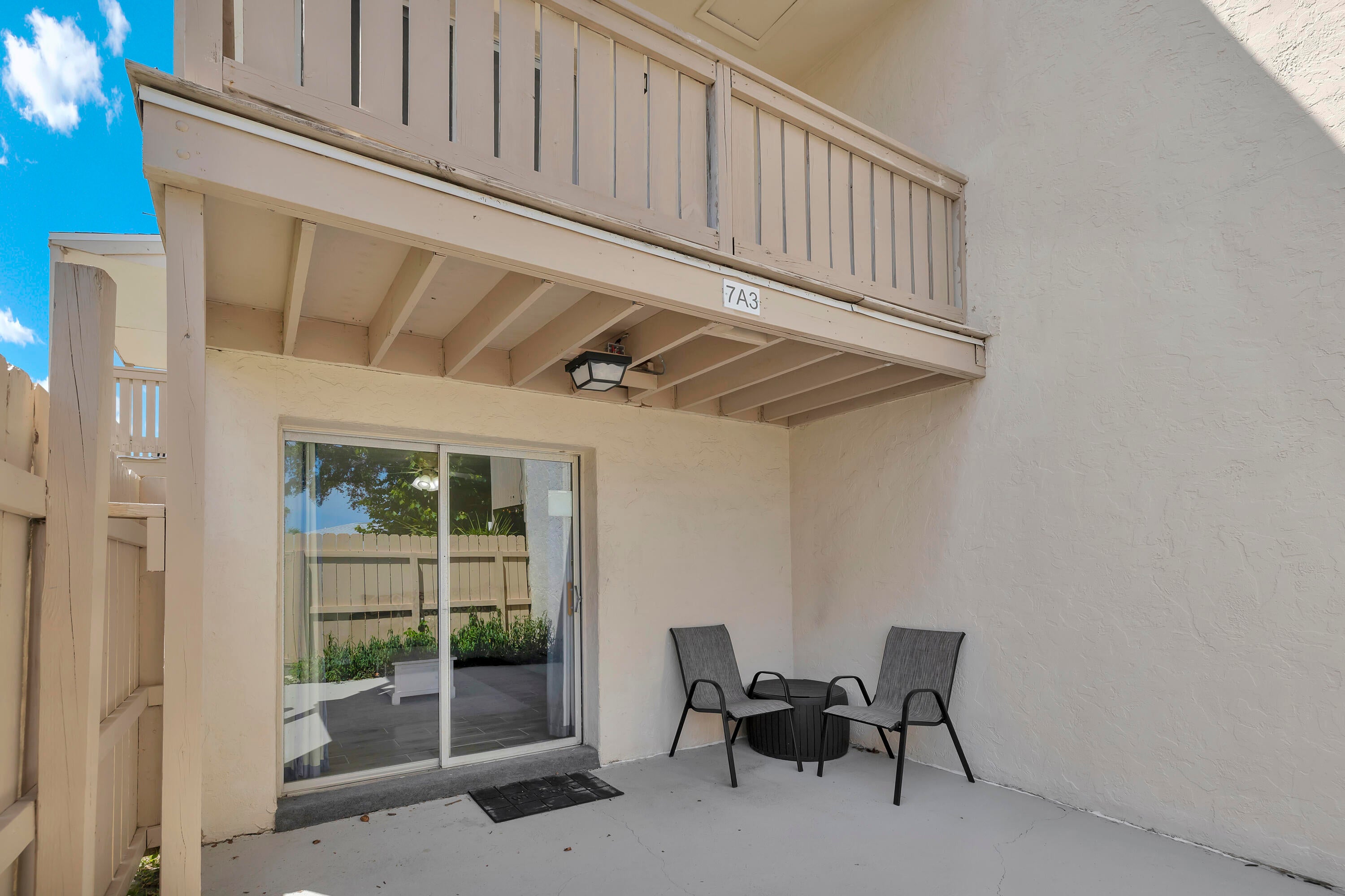 HORIZON SOUTH 1 CONDO - Residential