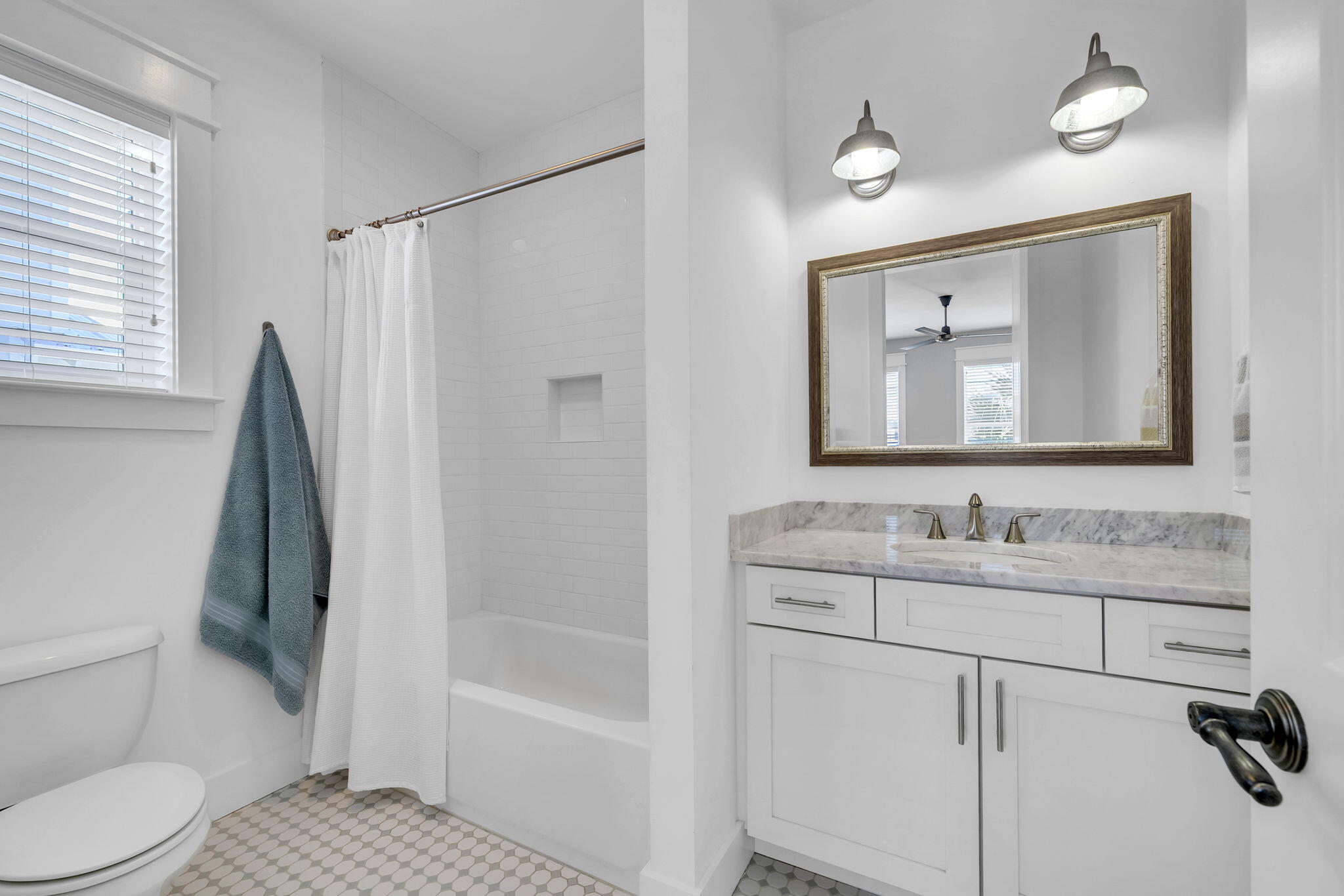FRANGISTA BEACH 2ND ADDN - Residential