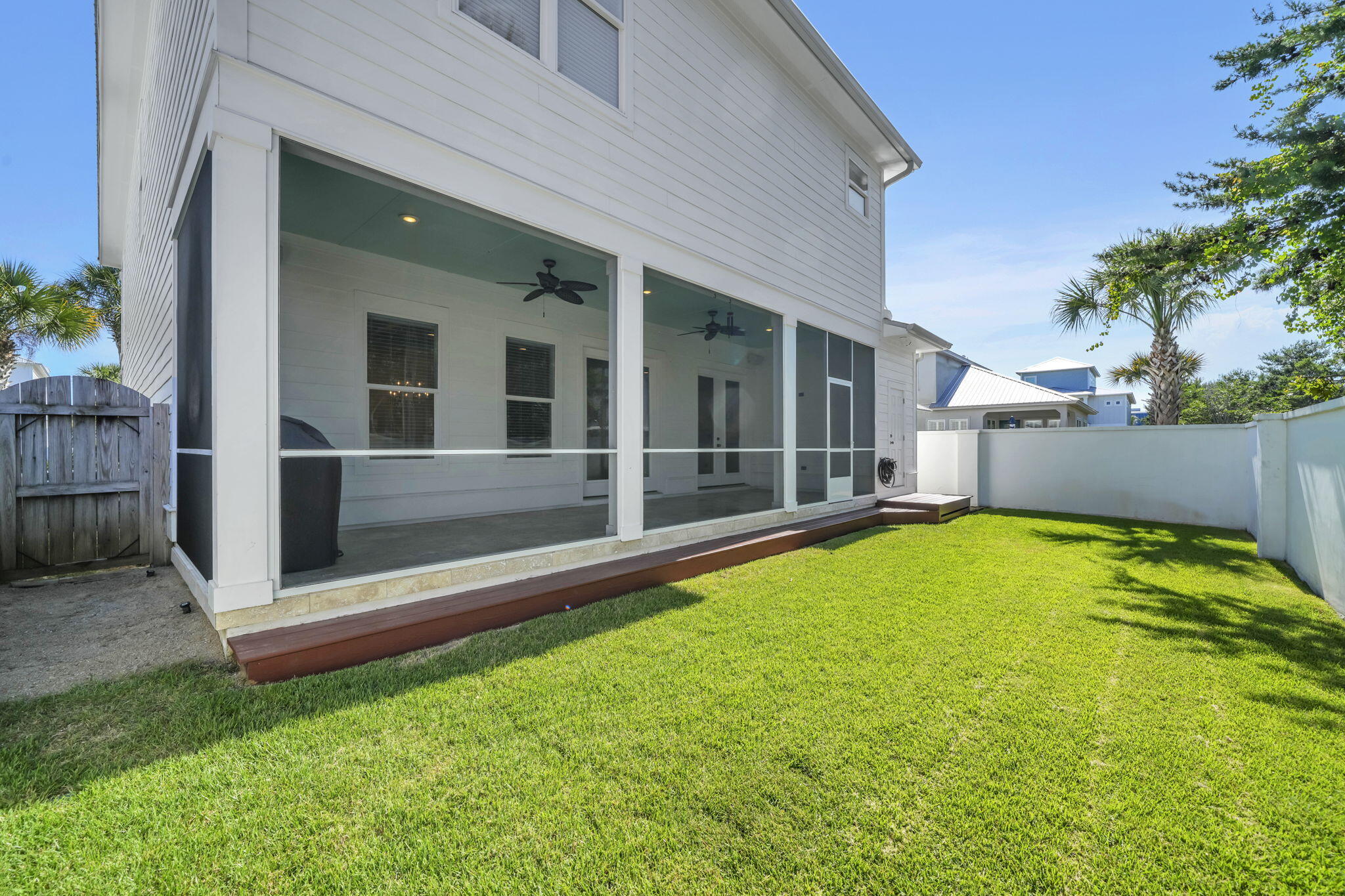FRANGISTA BEACH 2ND ADDN - Residential