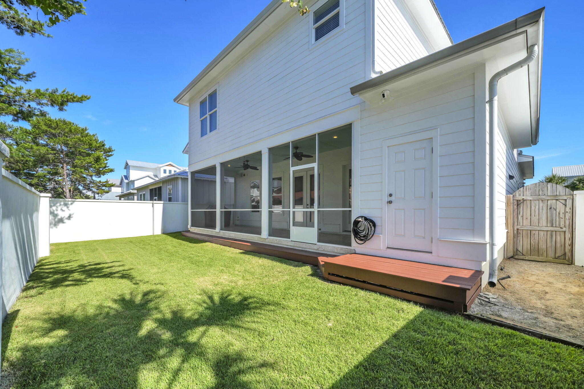 FRANGISTA BEACH 2ND ADDN - Residential