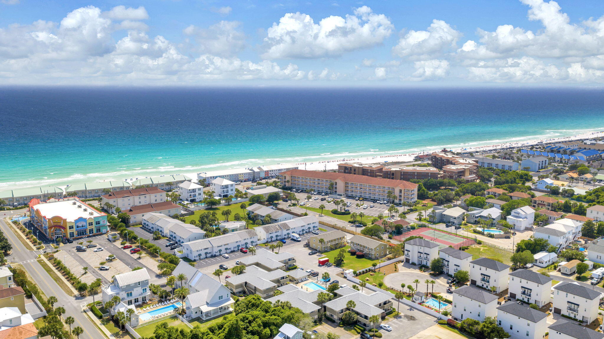 CROSS CREEK CLUB CONDO - Residential