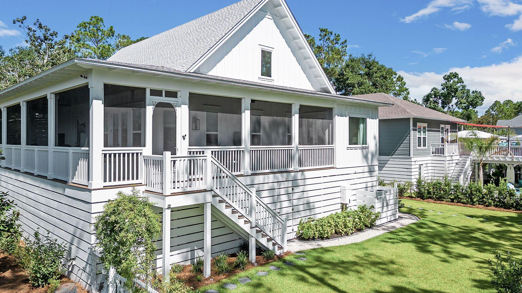 TOWN OF SANTA ROSA - Residential