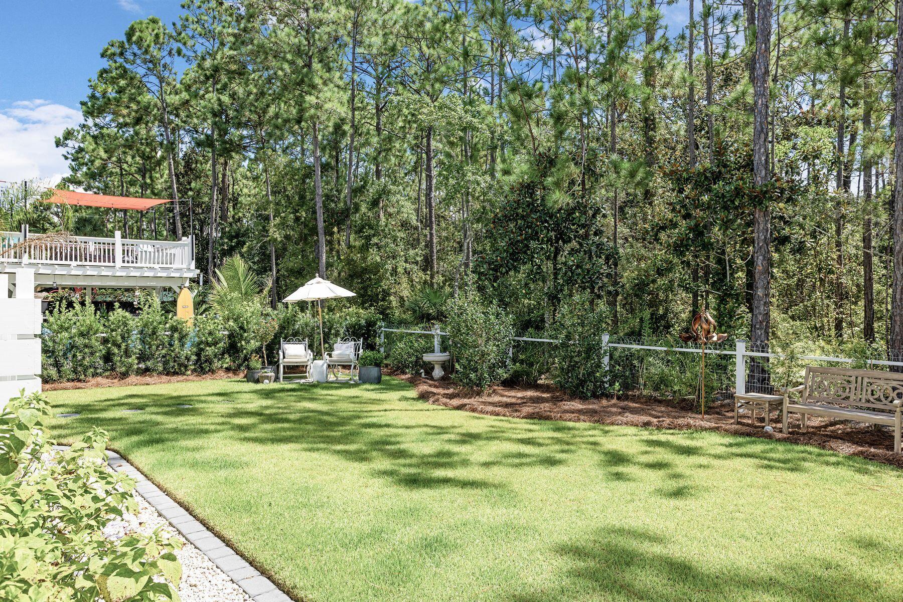 TOWN OF SANTA ROSA - Residential