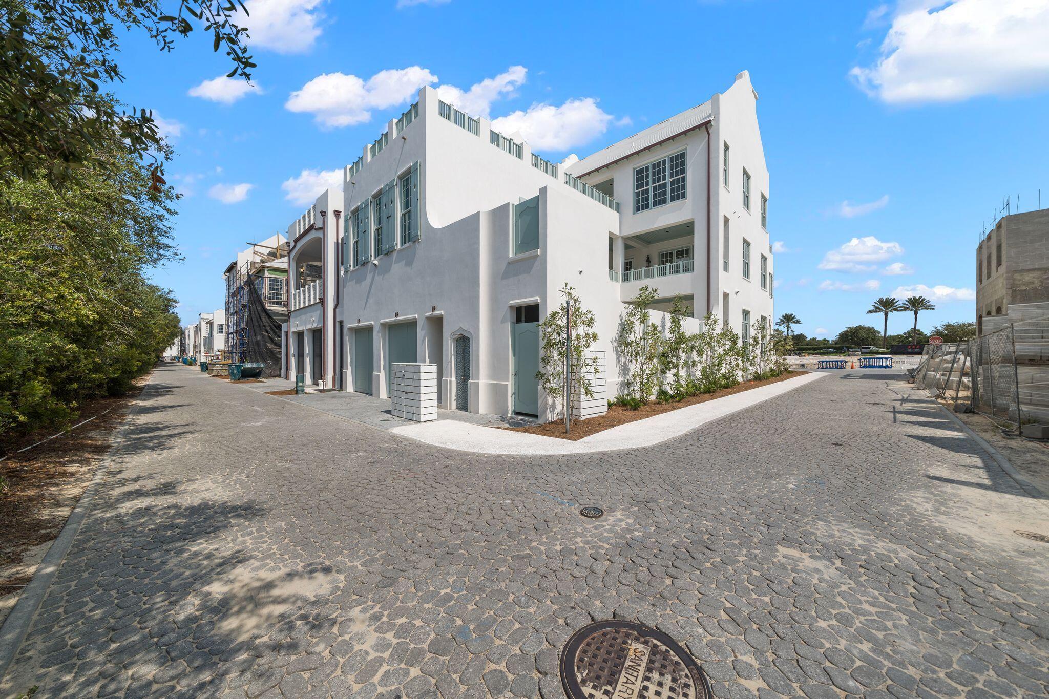 ALYS BEACH - Residential