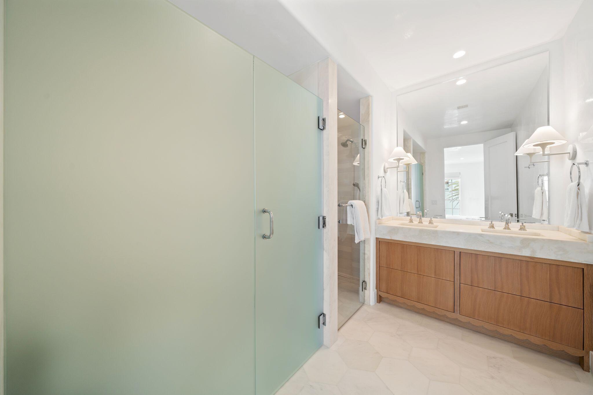 ALYS BEACH - Residential