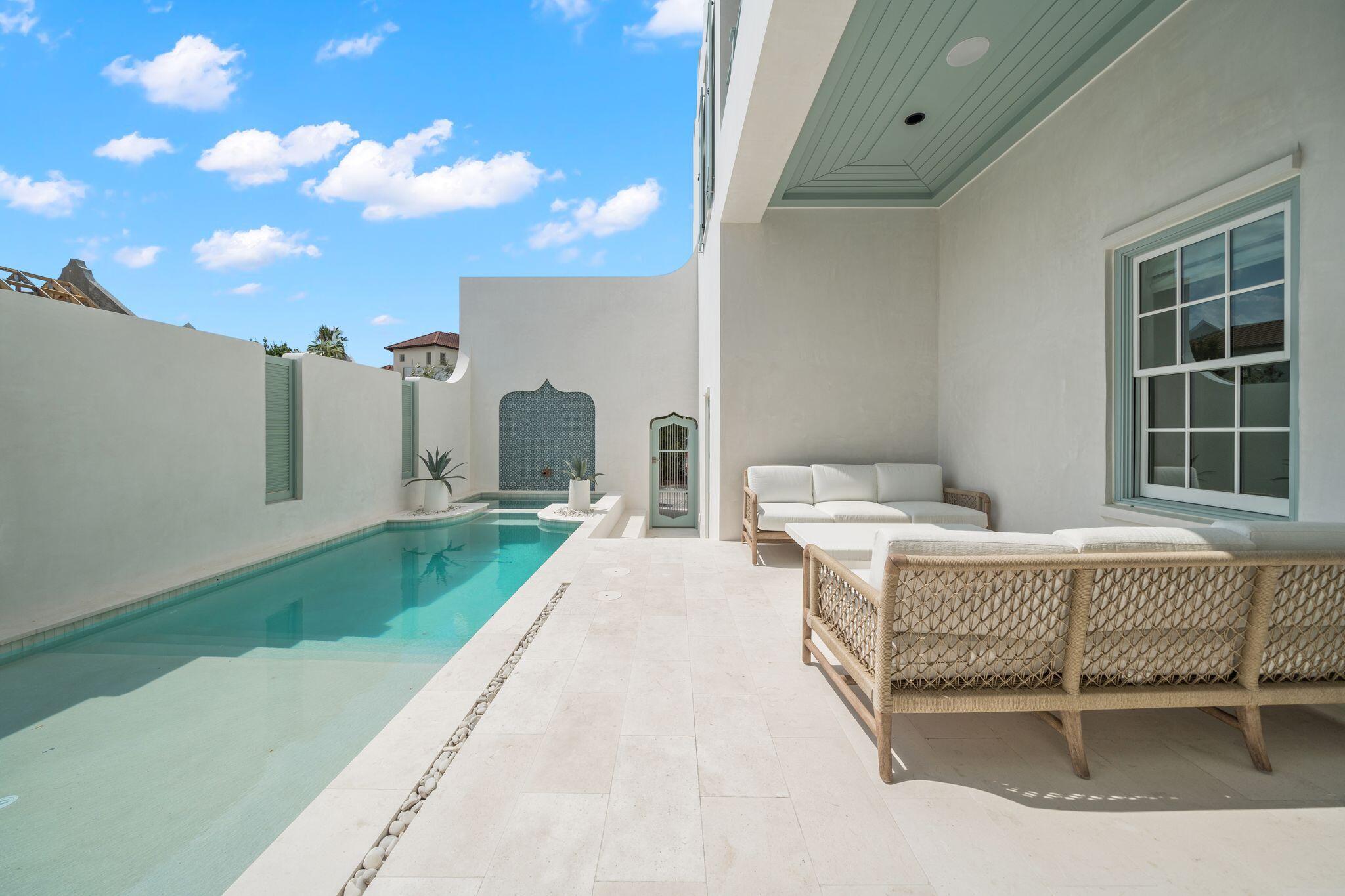 ALYS BEACH - Residential