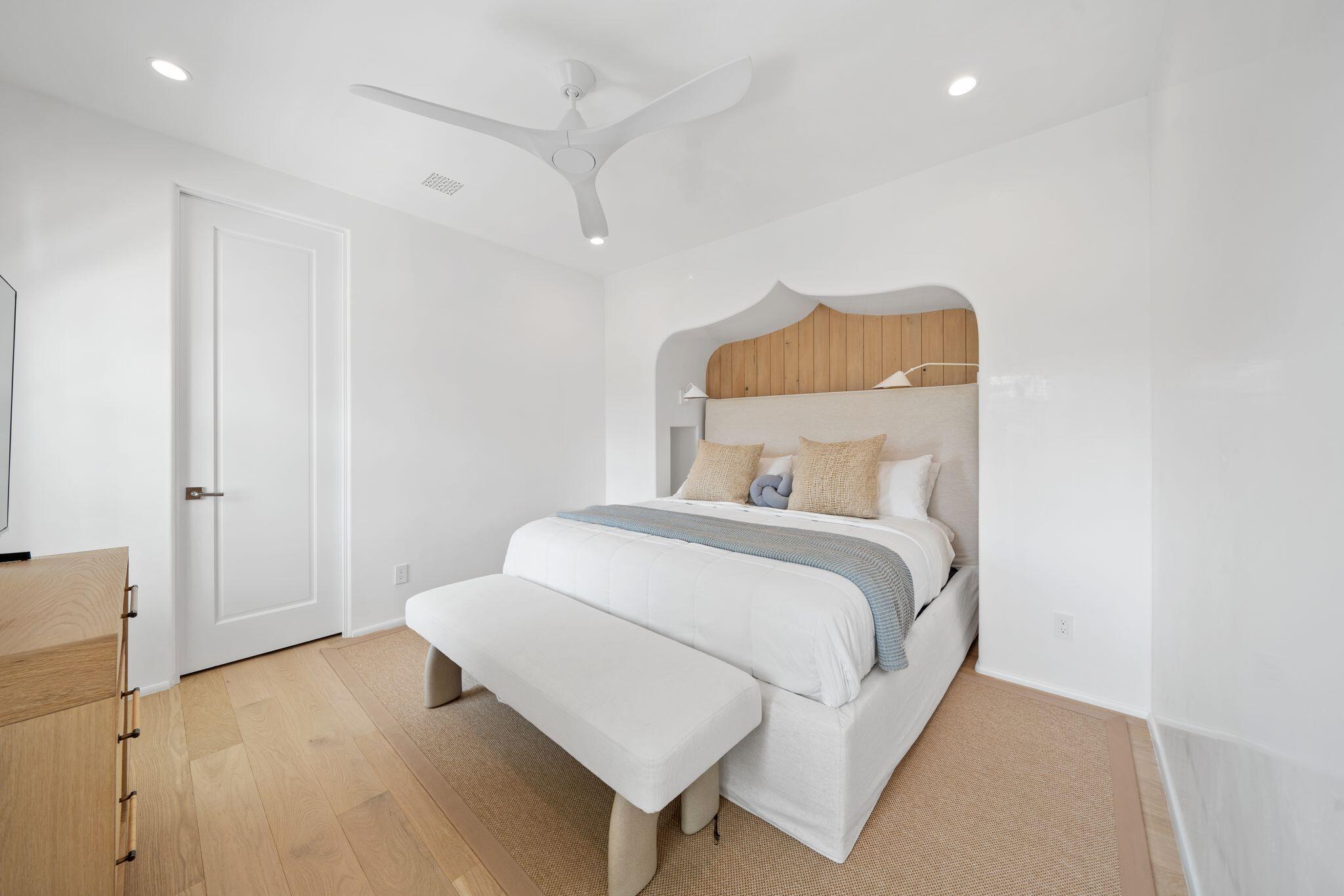 ALYS BEACH - Residential