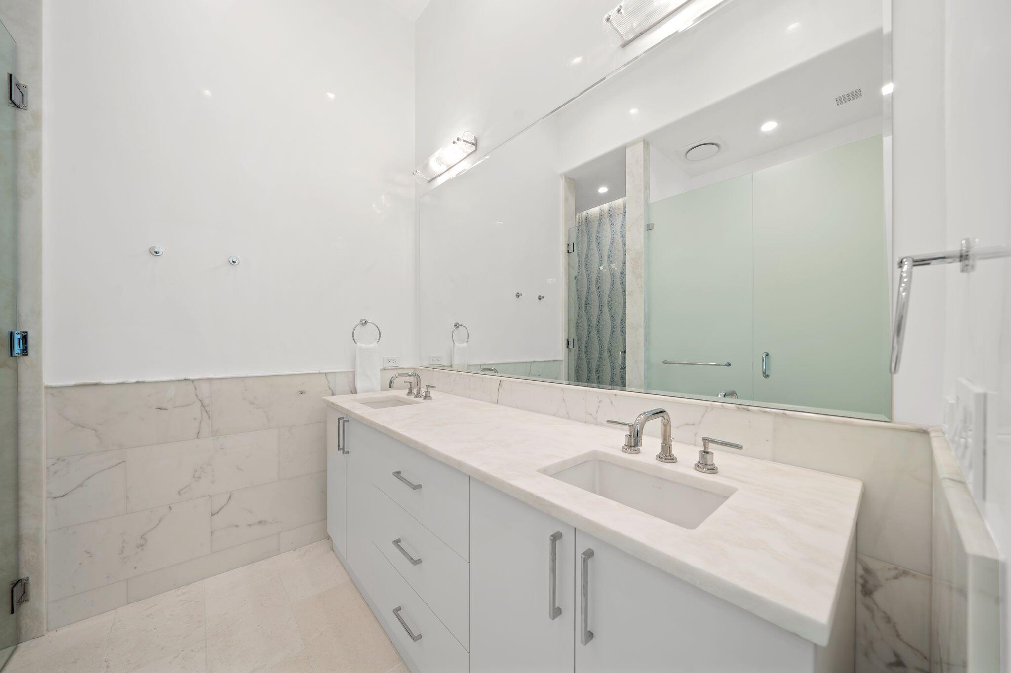 ALYS BEACH - Residential