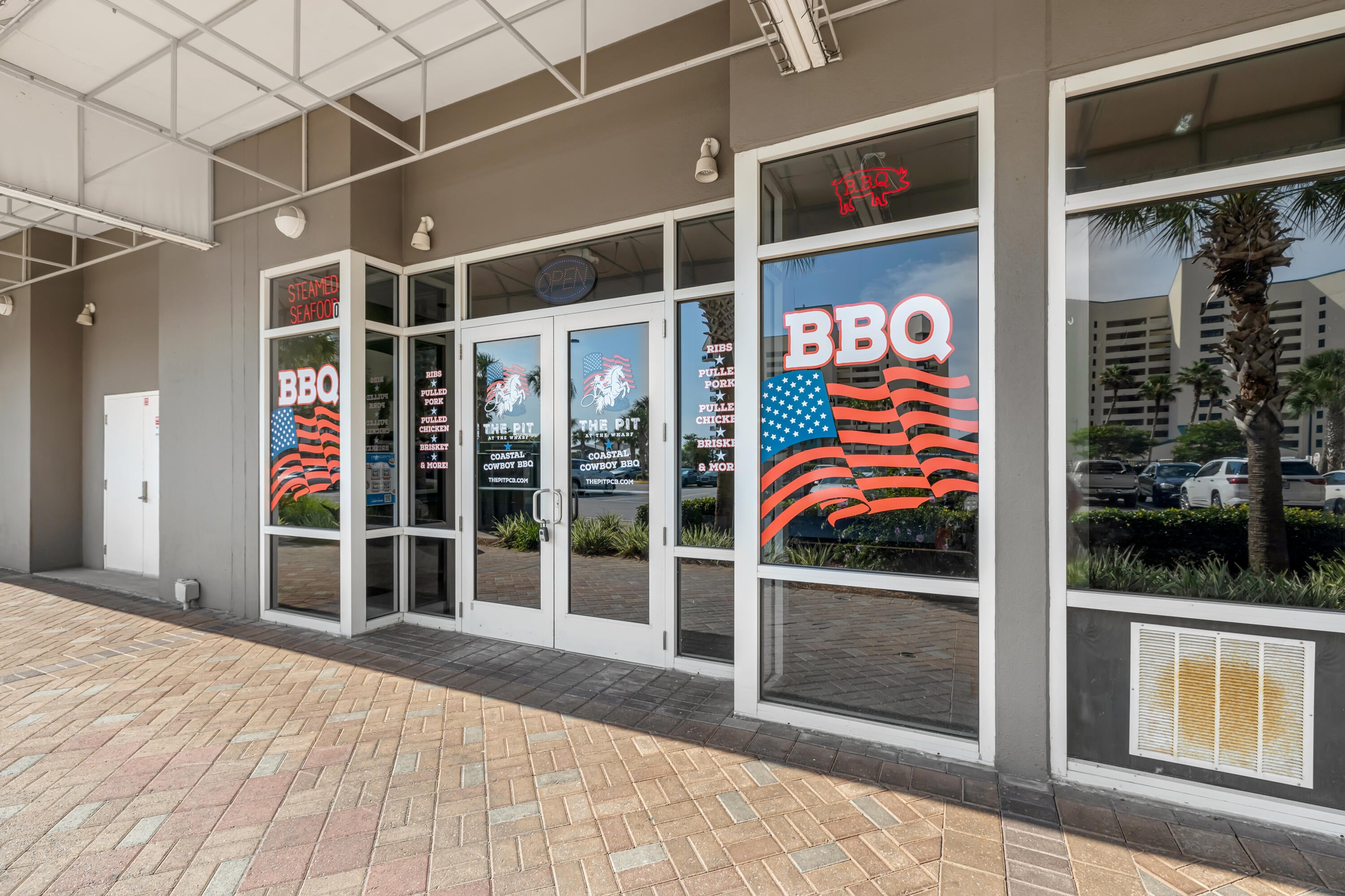 LAKETOWN WHARF - Residential
