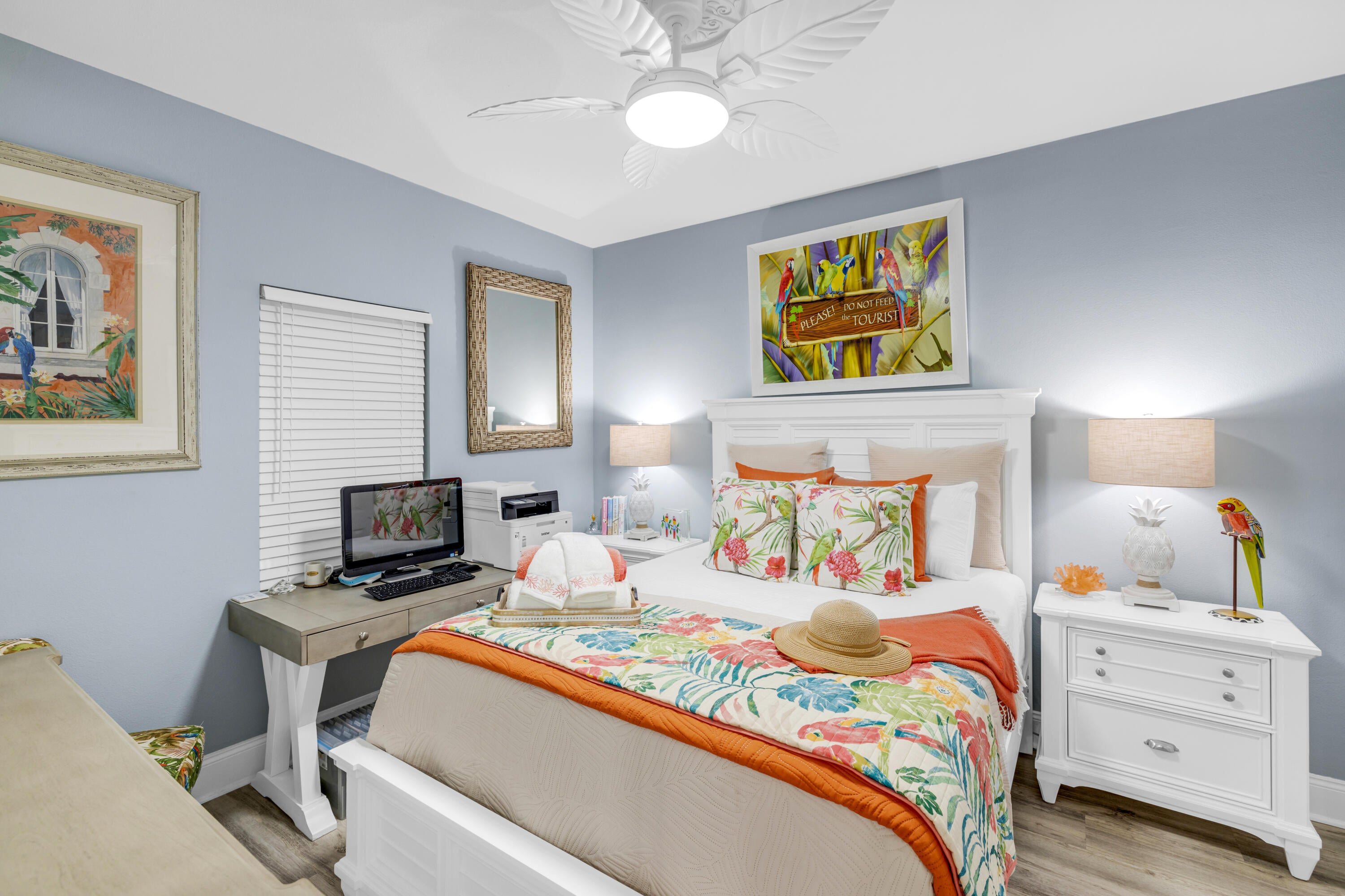 LAKETOWN WHARF - Residential