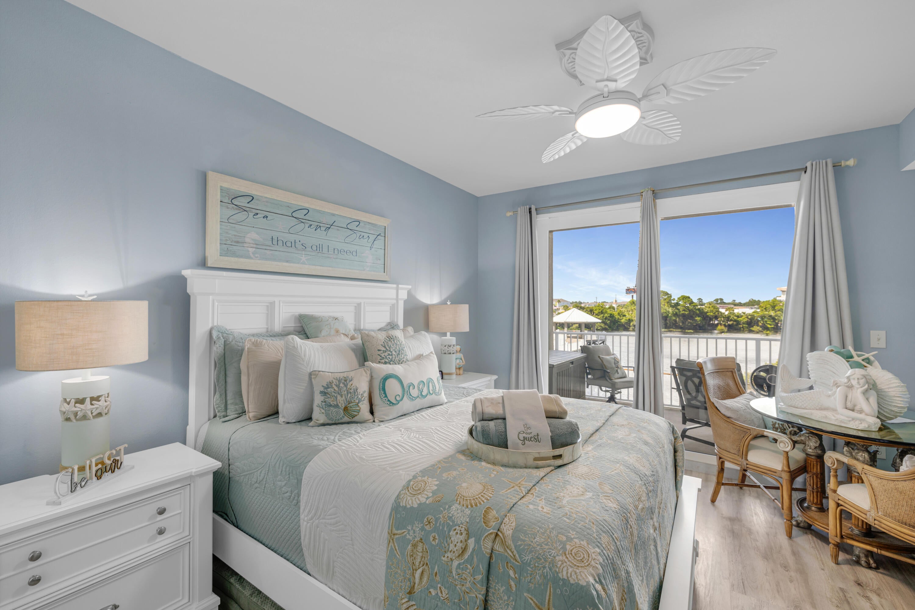 LAKETOWN WHARF - Residential