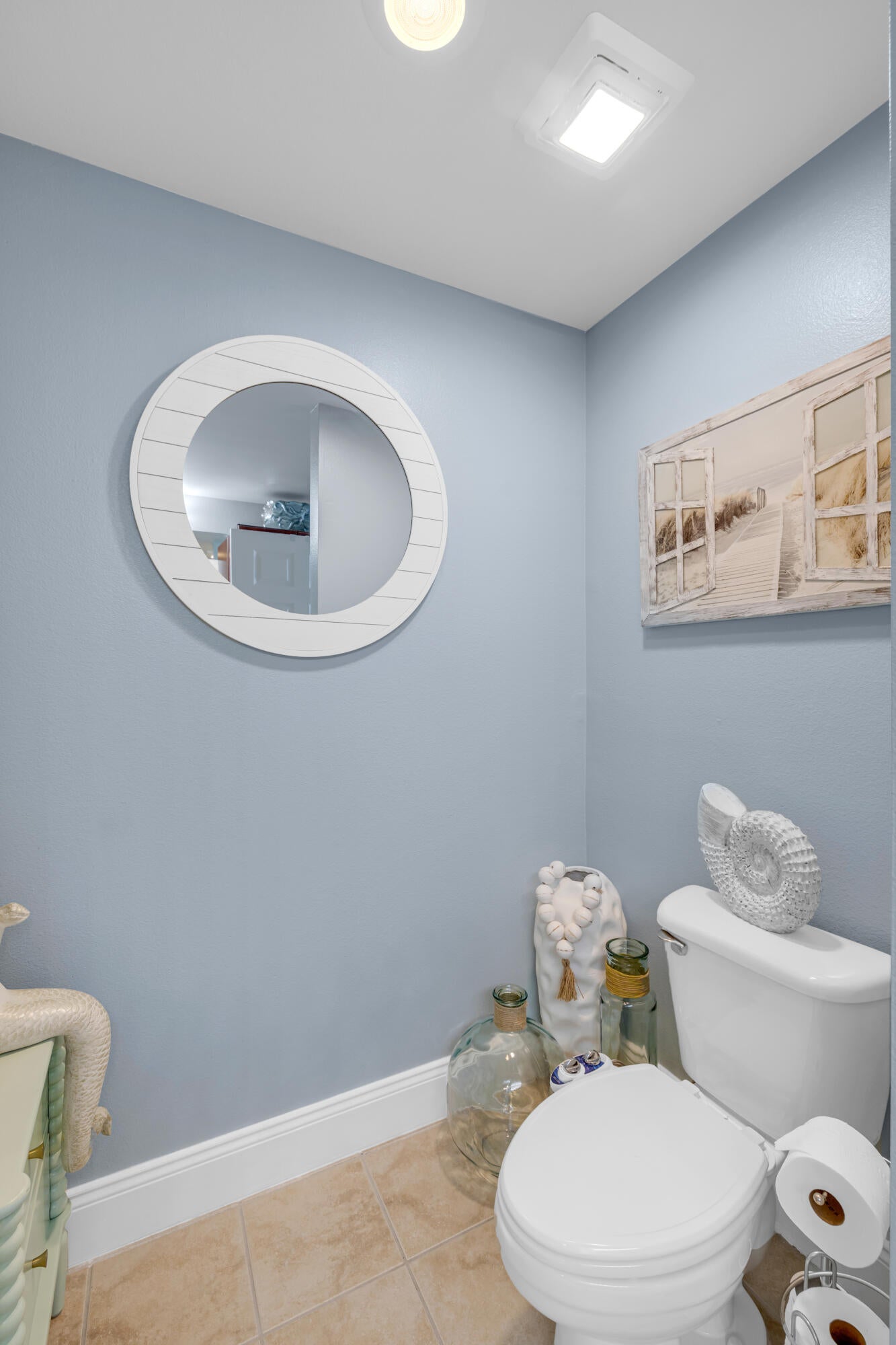 LAKETOWN WHARF - Residential