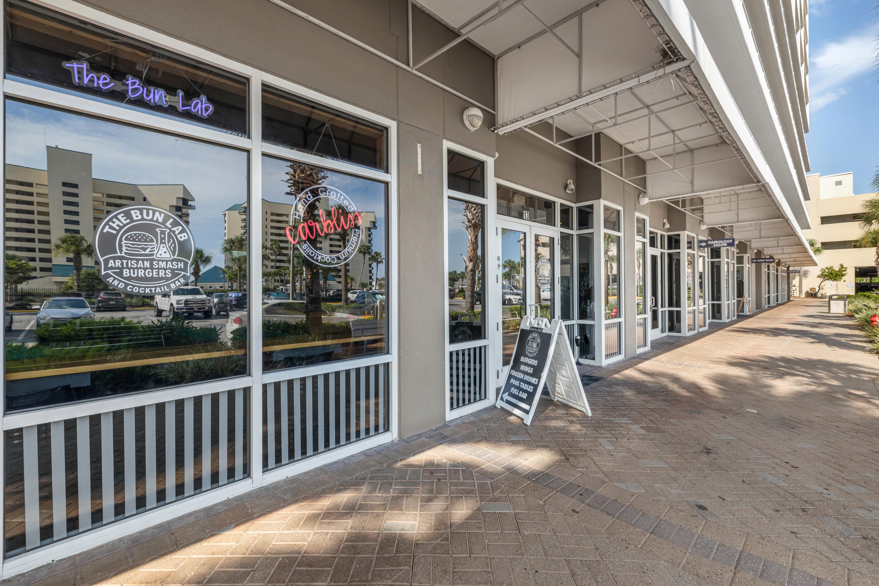 LAKETOWN WHARF - Residential