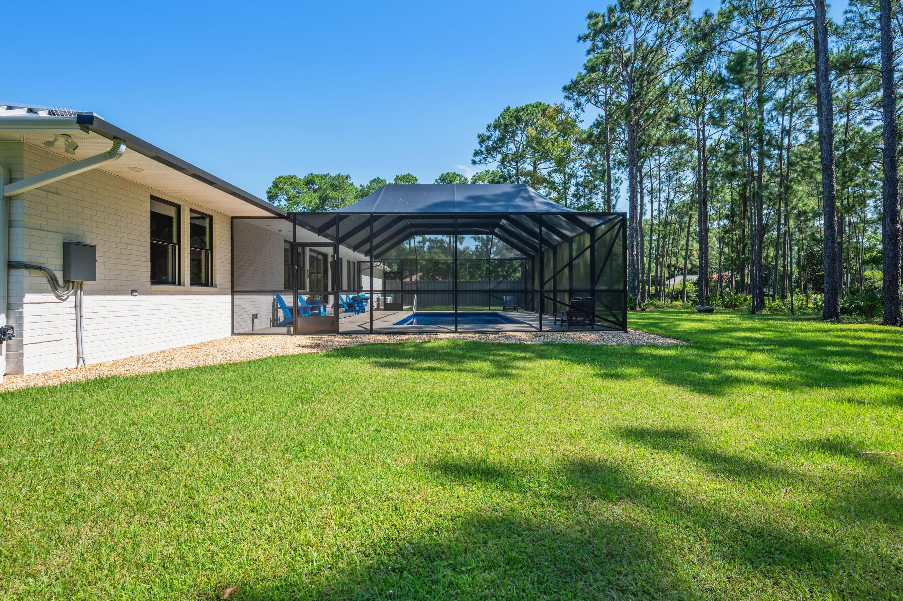DANA POINTE - Residential