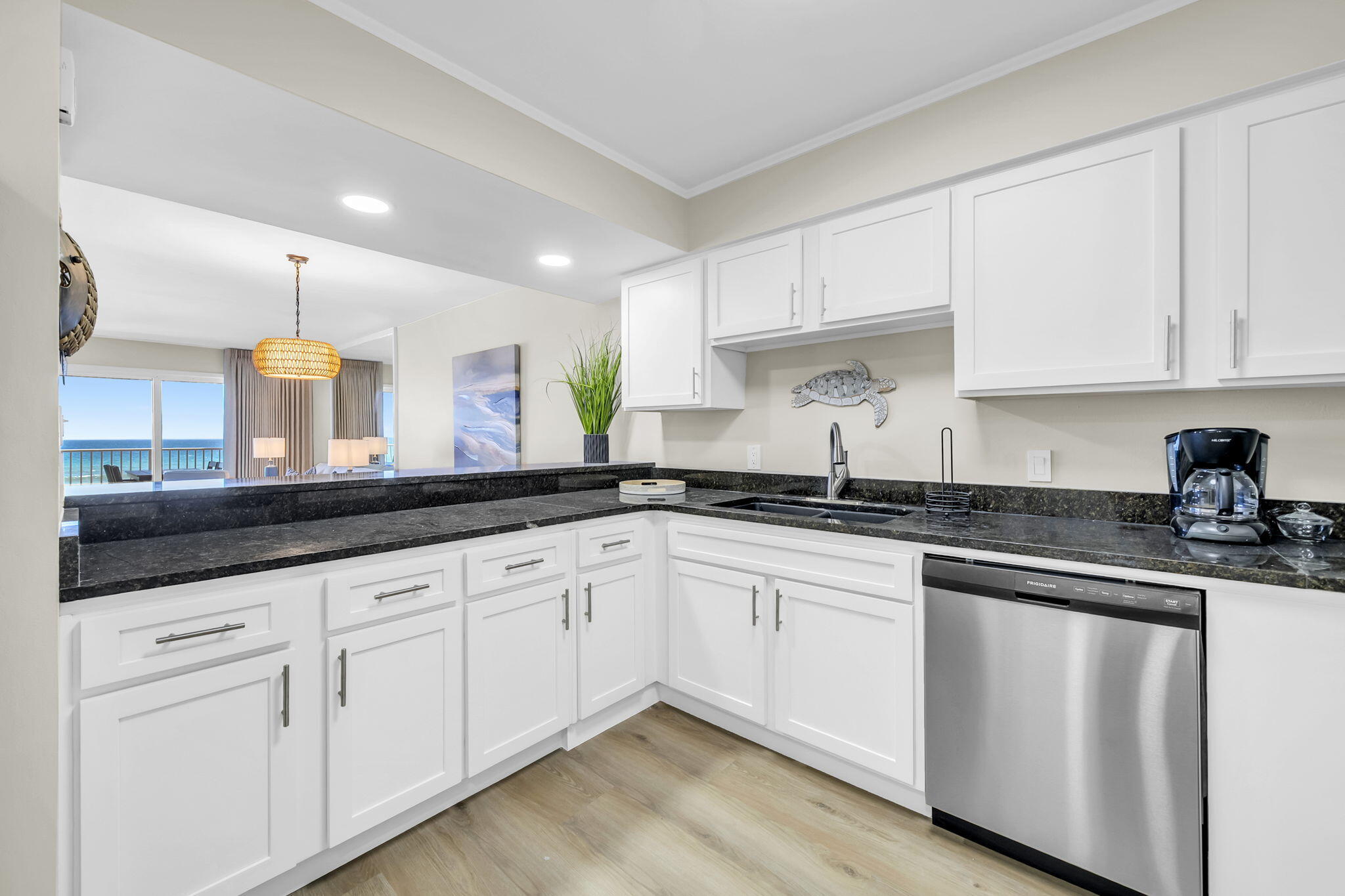 BEACH HOUSE CONDO PH 2 - Residential
