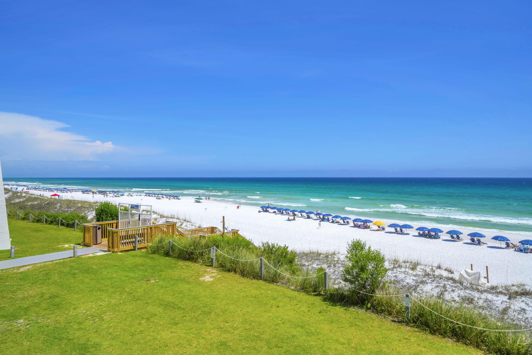 BEACH HOUSE CONDO PH 2 - Residential