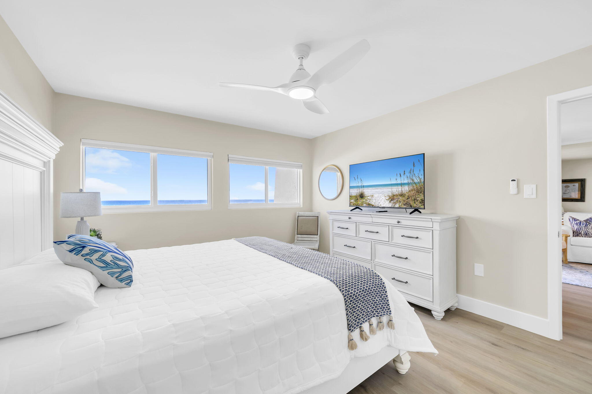 BEACH HOUSE CONDO PH 2 - Residential