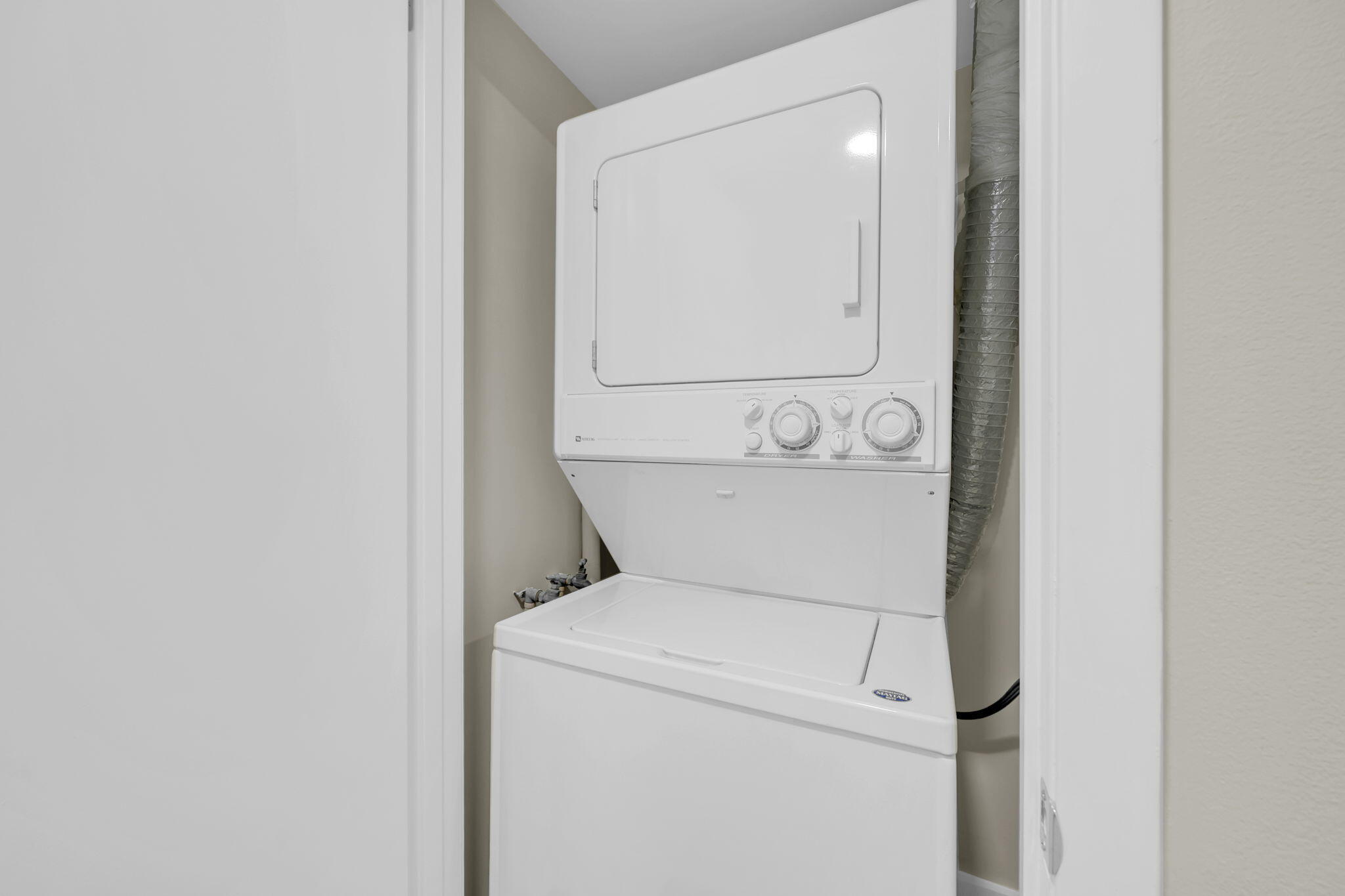 BEACH HOUSE CONDO PH 2 - Residential